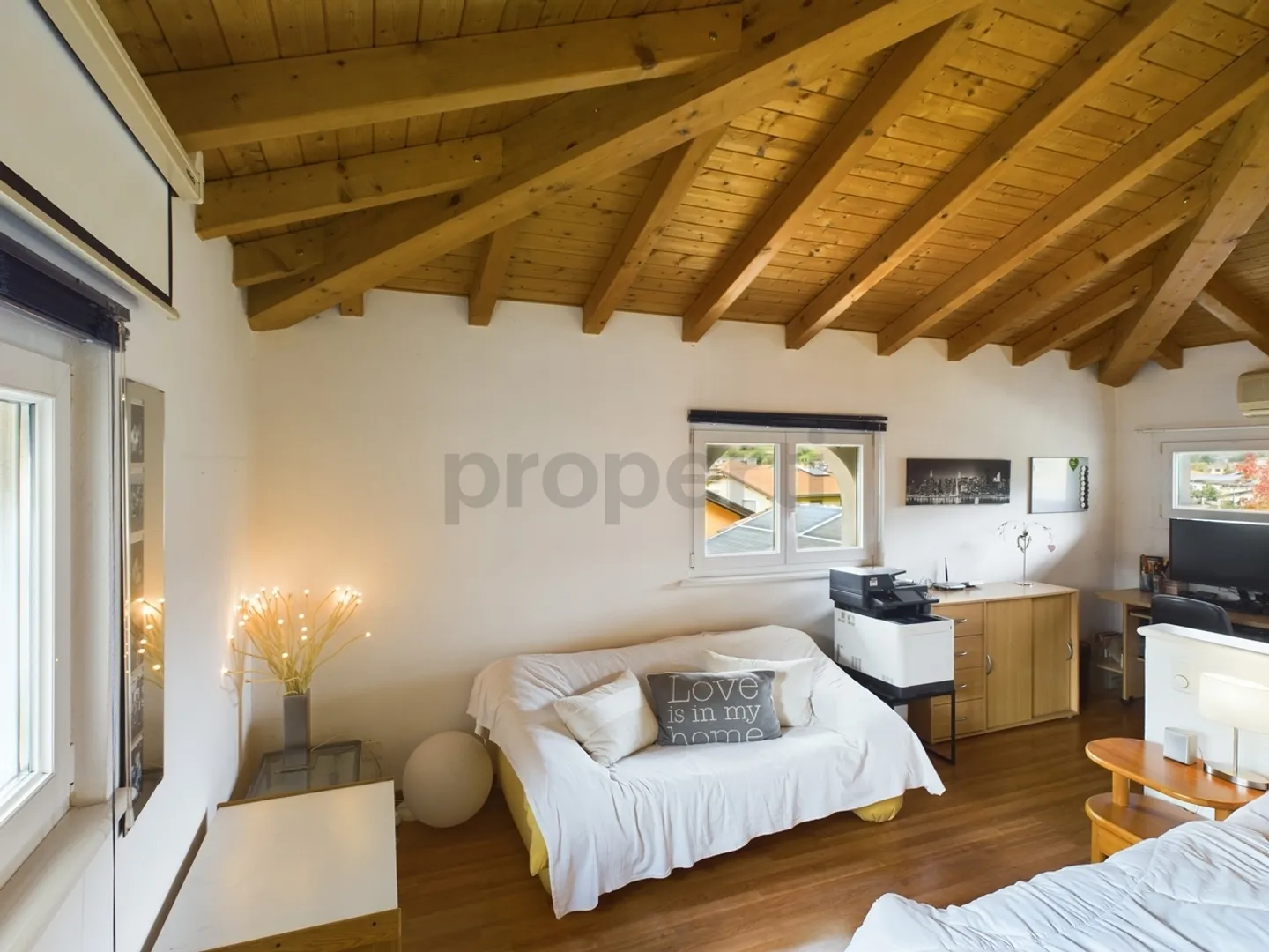 Stilvolles Einfamilienhaus mit Garten und Pool in Riva San Vitale - Foto 7 von 10