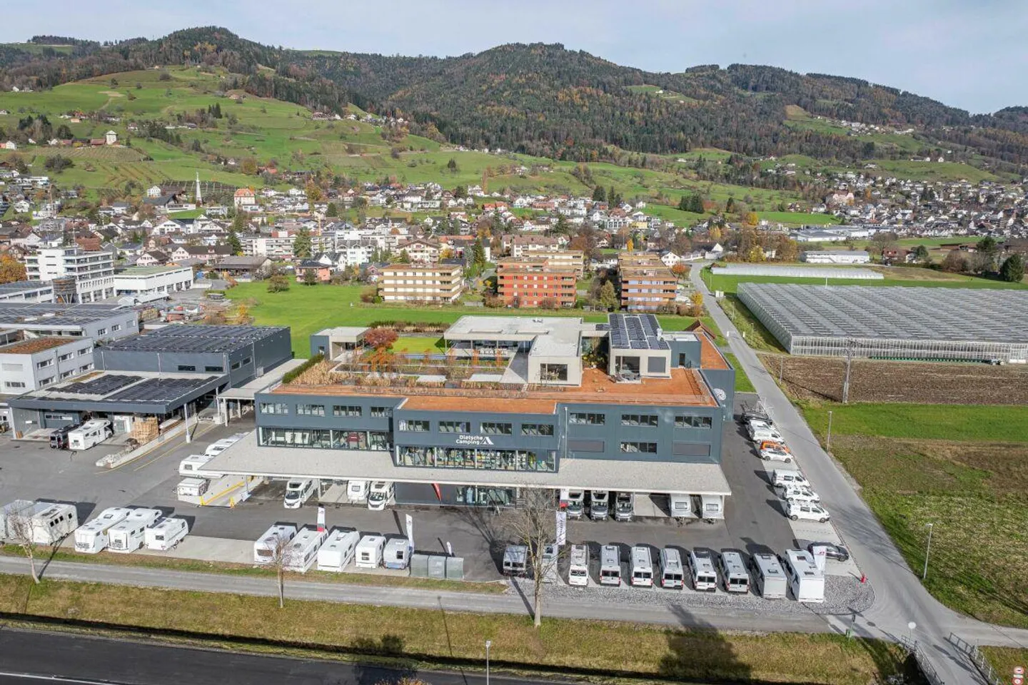 Commercial Space - Photo 2 of 7