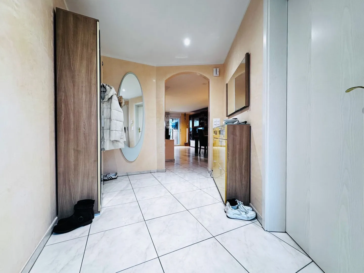 Casa a schiera di 4,5 stanze ben tenuta con giardino, area salotto e forno per pizza - incl. 1 posto auto in garage e 1 posto auto esterno - Foto 30 di 31