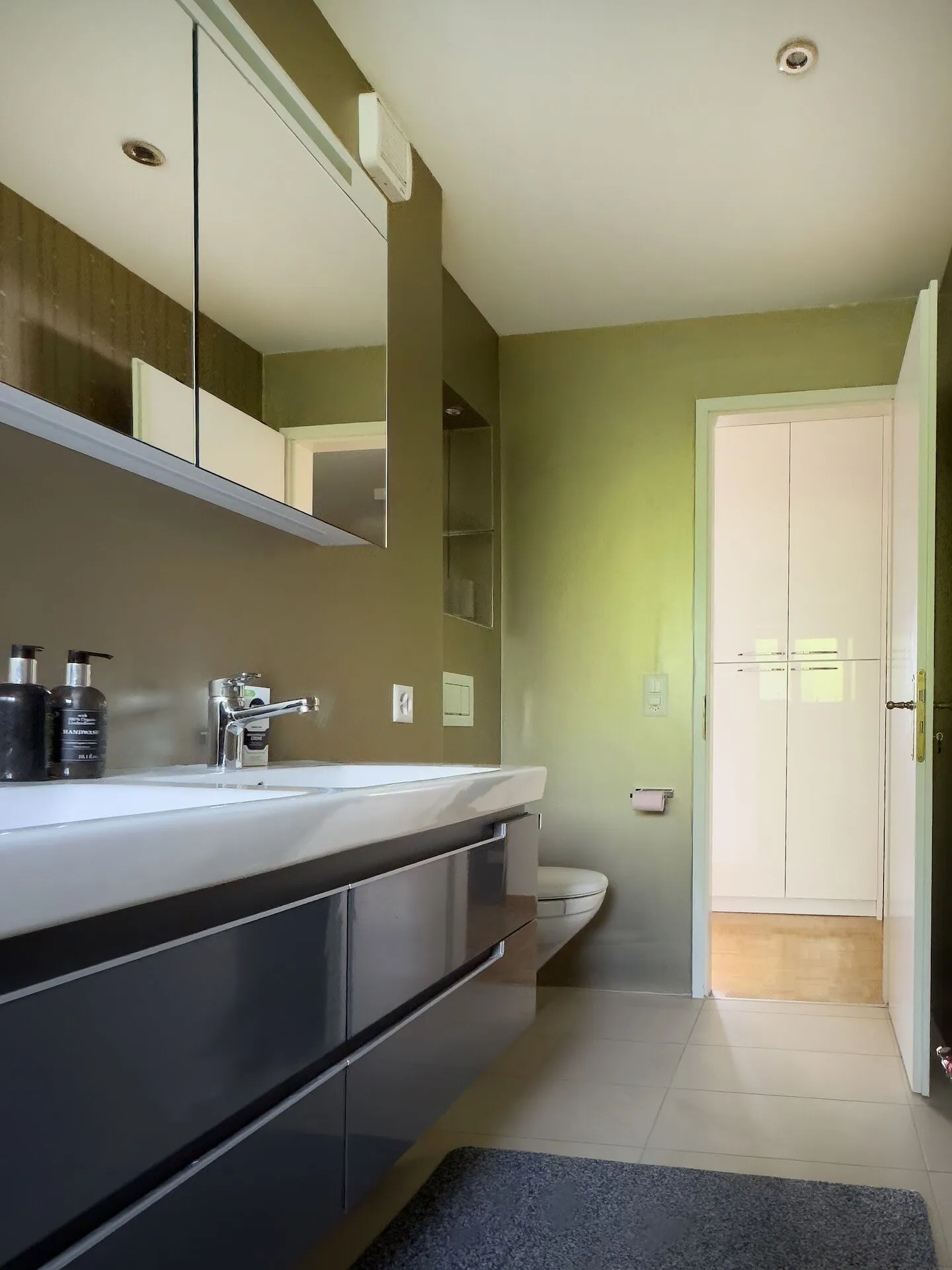 5-room condominium in a sunny and child-friendly residential area - Photo 19 of 32