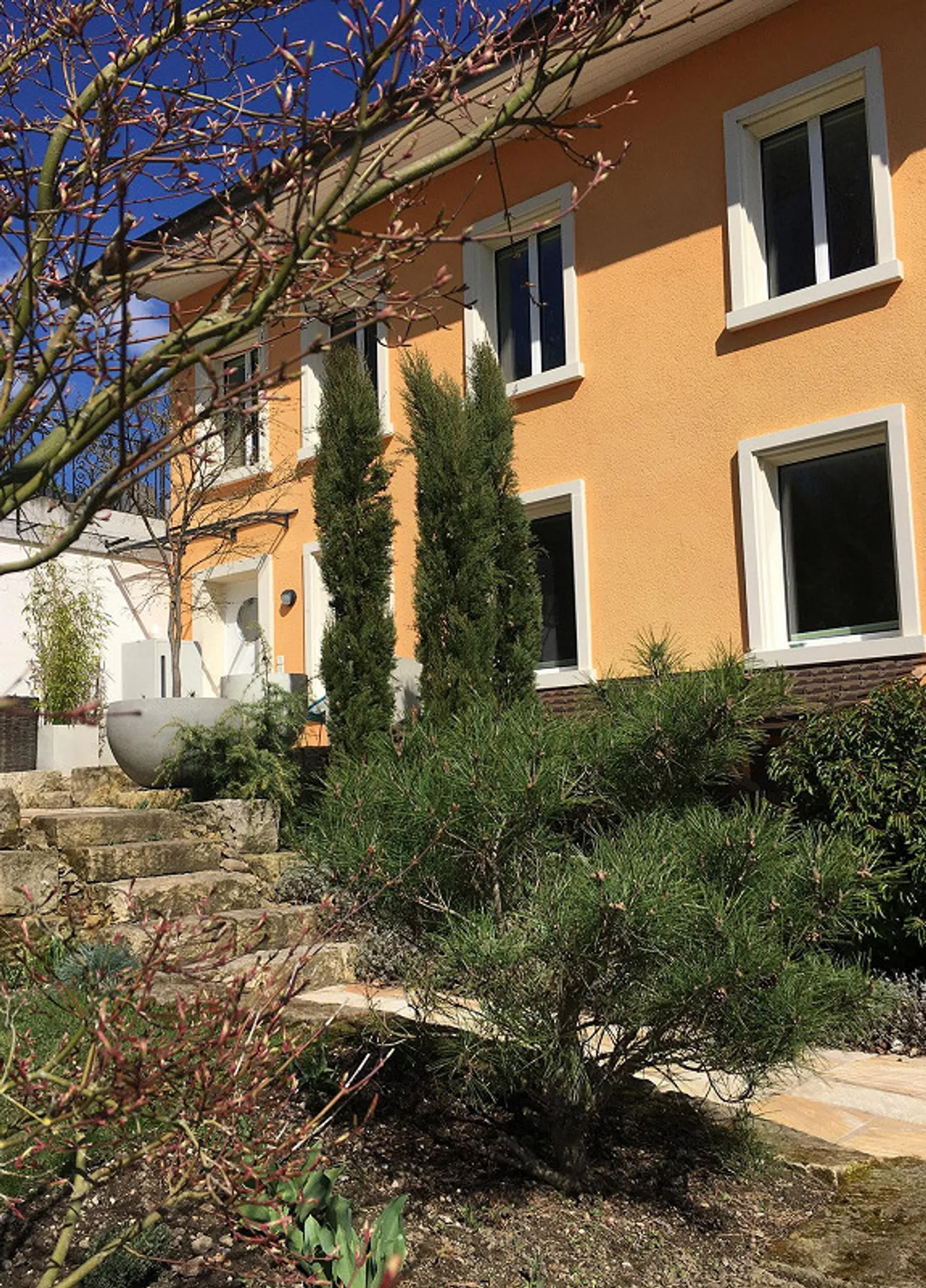 Charmantes Chalet mit mediterranem Flair - Foto 2 von 17