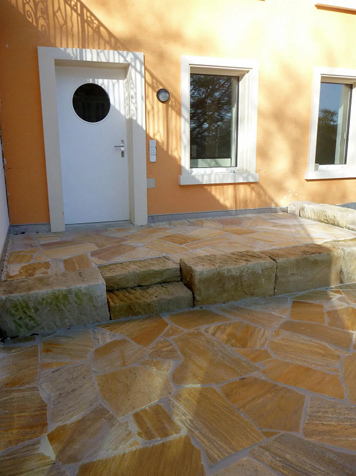 Charmantes Chalet mit mediterranem Flair - Foto 3 von 17