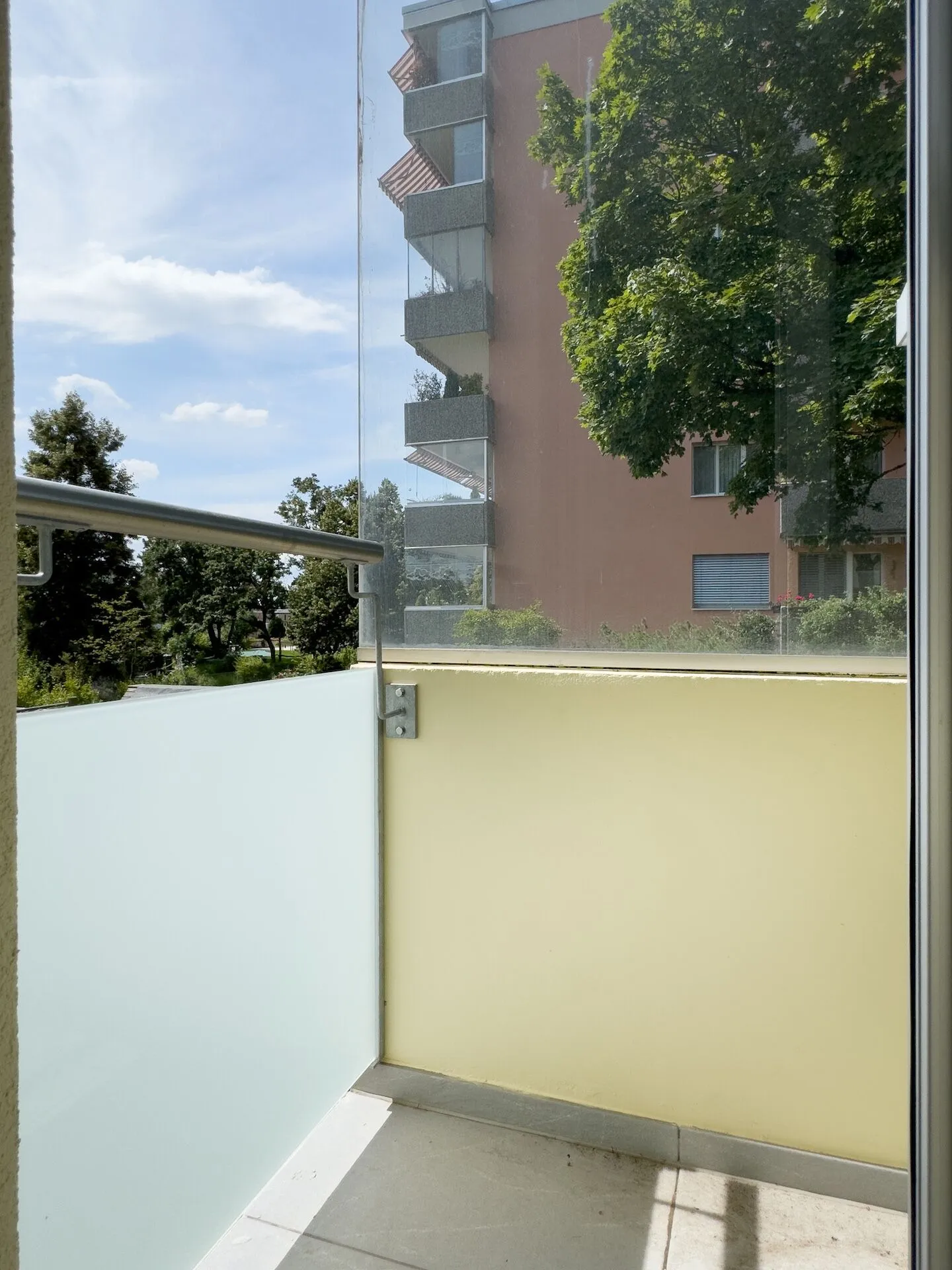 5-room condominium in a sunny and child-friendly residential area - Photo 23 of 32