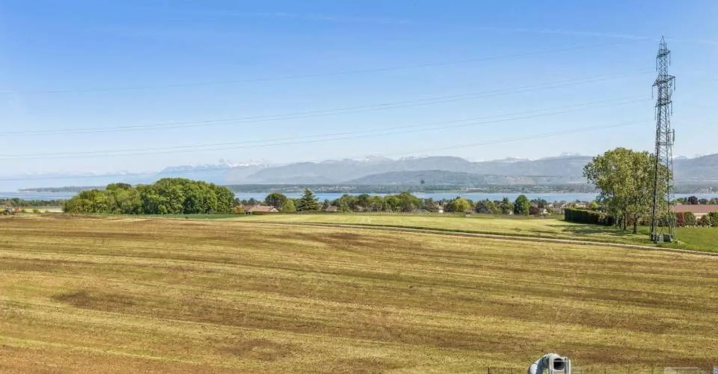 EXKLUSIVITÄT Außergewöhnliche Villa mit Seeblick nur wenige Schritte von der internationalen Schule entfernt - Foto 5 von 13