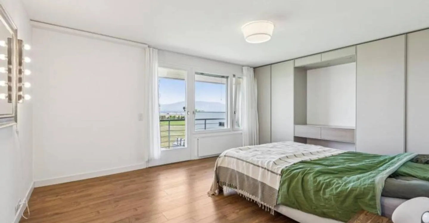 EXKLUSIVITÄT Außergewöhnliche Villa mit Seeblick nur wenige Schritte von der internationalen Schule entfernt - Foto 6 von 13