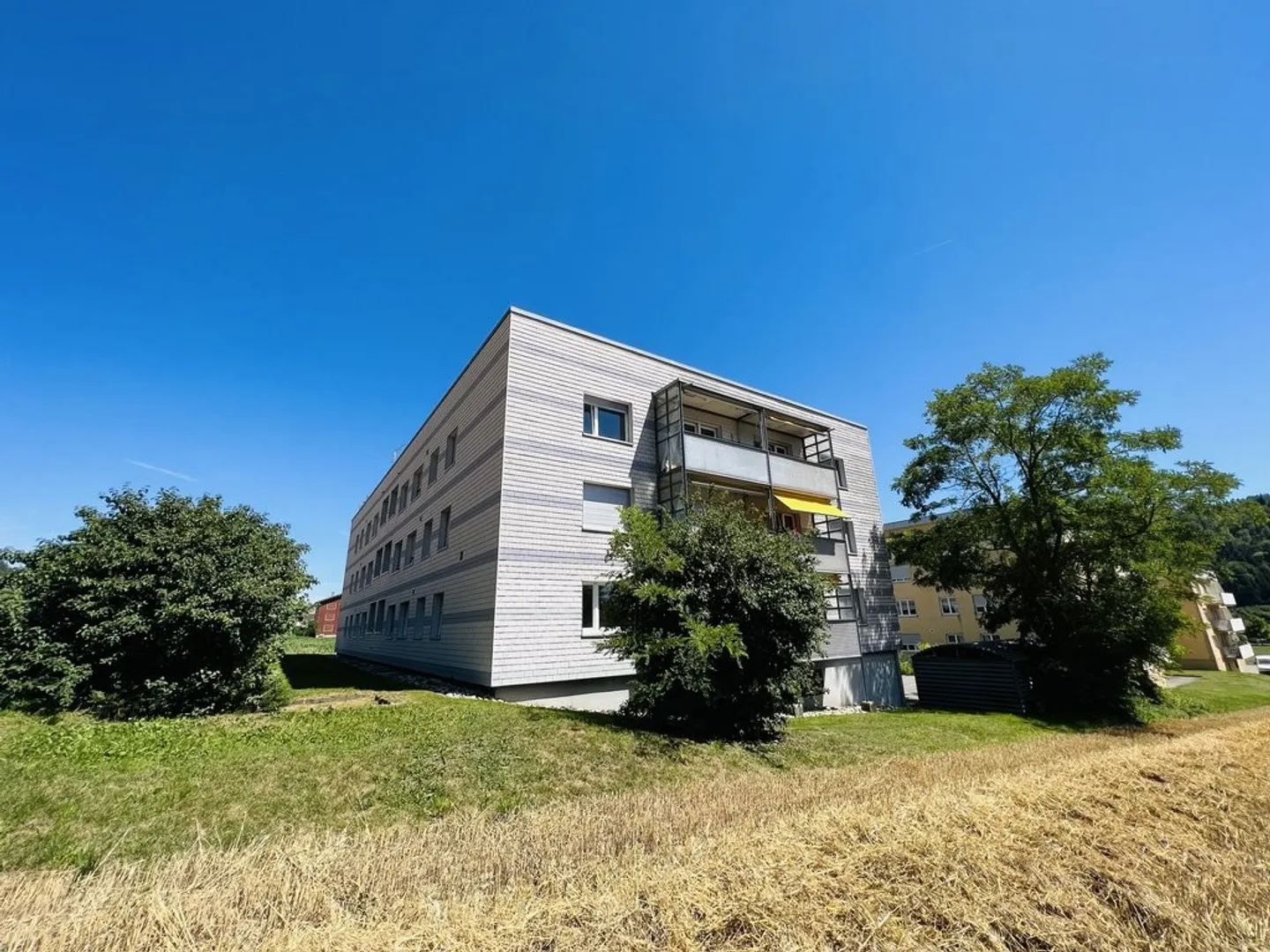 Beautiful 4.5 room apartment for rent in Pieterlen! - Photo 1 of 7