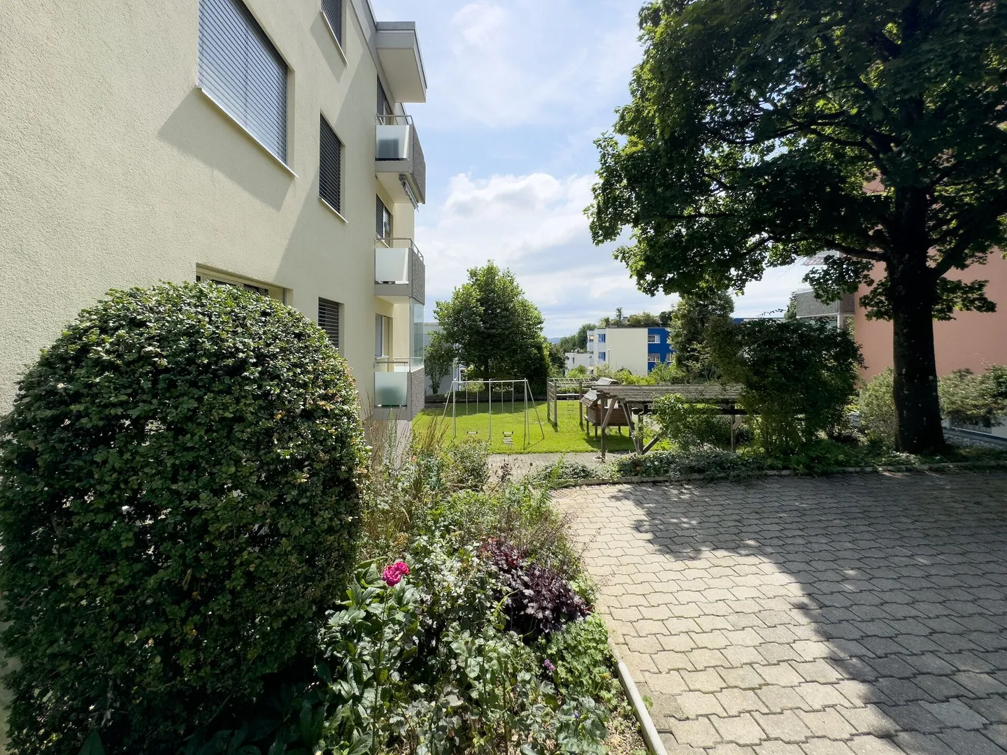 5-room condominium in a sunny and child-friendly residential area - Photo 26 of 32