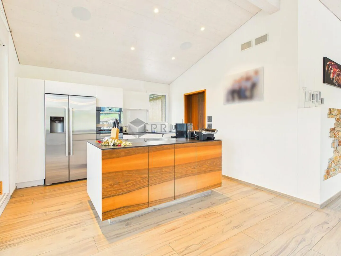 Vivere con carattere: Elegante sogno di 4,5 stanze con un'altezza di 6 m,... - Foto 3 di 10
