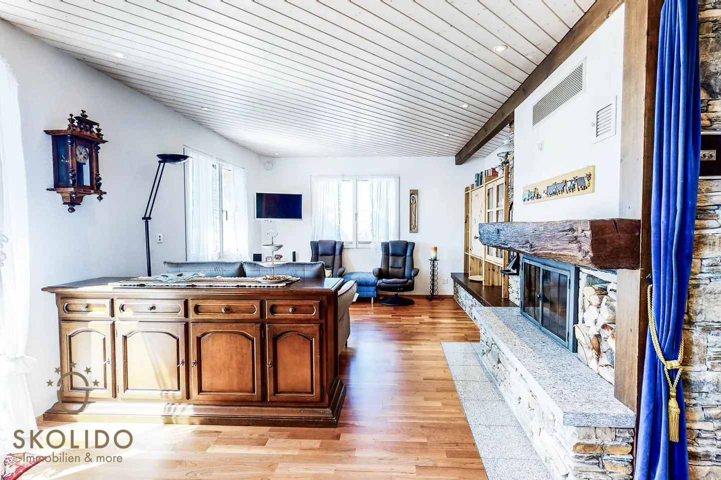 Chalet modernizzato con appartamento separato e vista panoramica - Foto 6 di 34