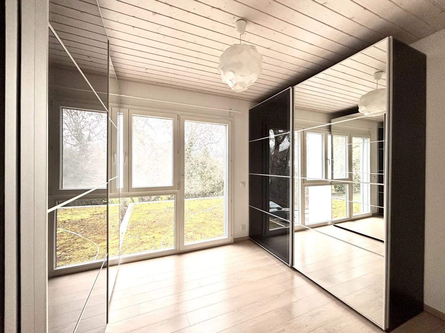 Prachtvolle Familienvilla mit Pool - Foto 10 von 13