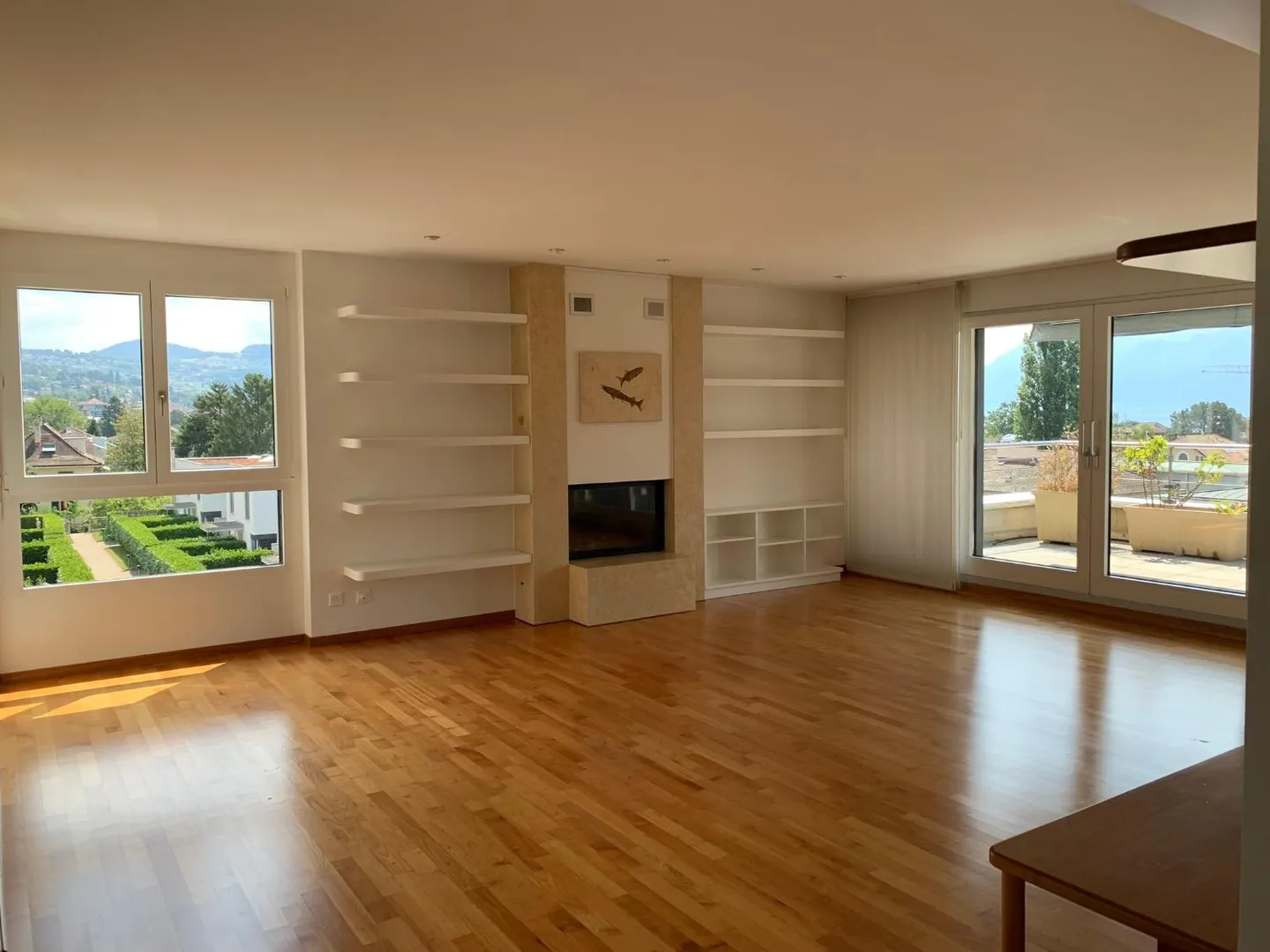 Charmante Wohnung mit Seeblick - Foto 2 von 8