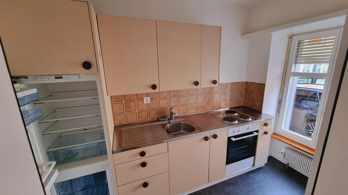 Single or Student Apartment in Attractive Location - Photo 2 of 4