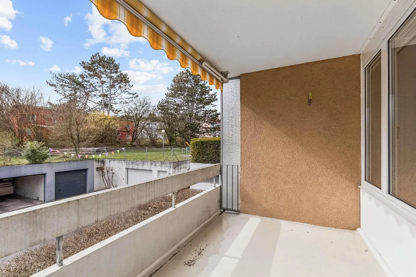 Appartement en copropriété de 4,5 pièces dans un quartier familial - Photo 9 sur 11