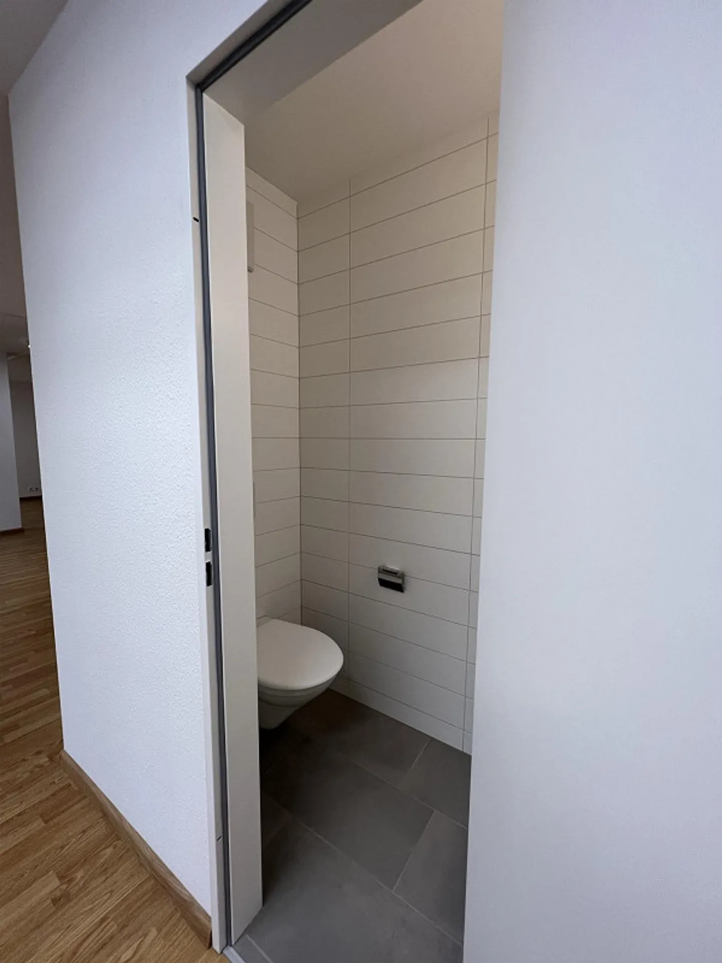 Spazio ufficio 67m² - Foto 4 di 6