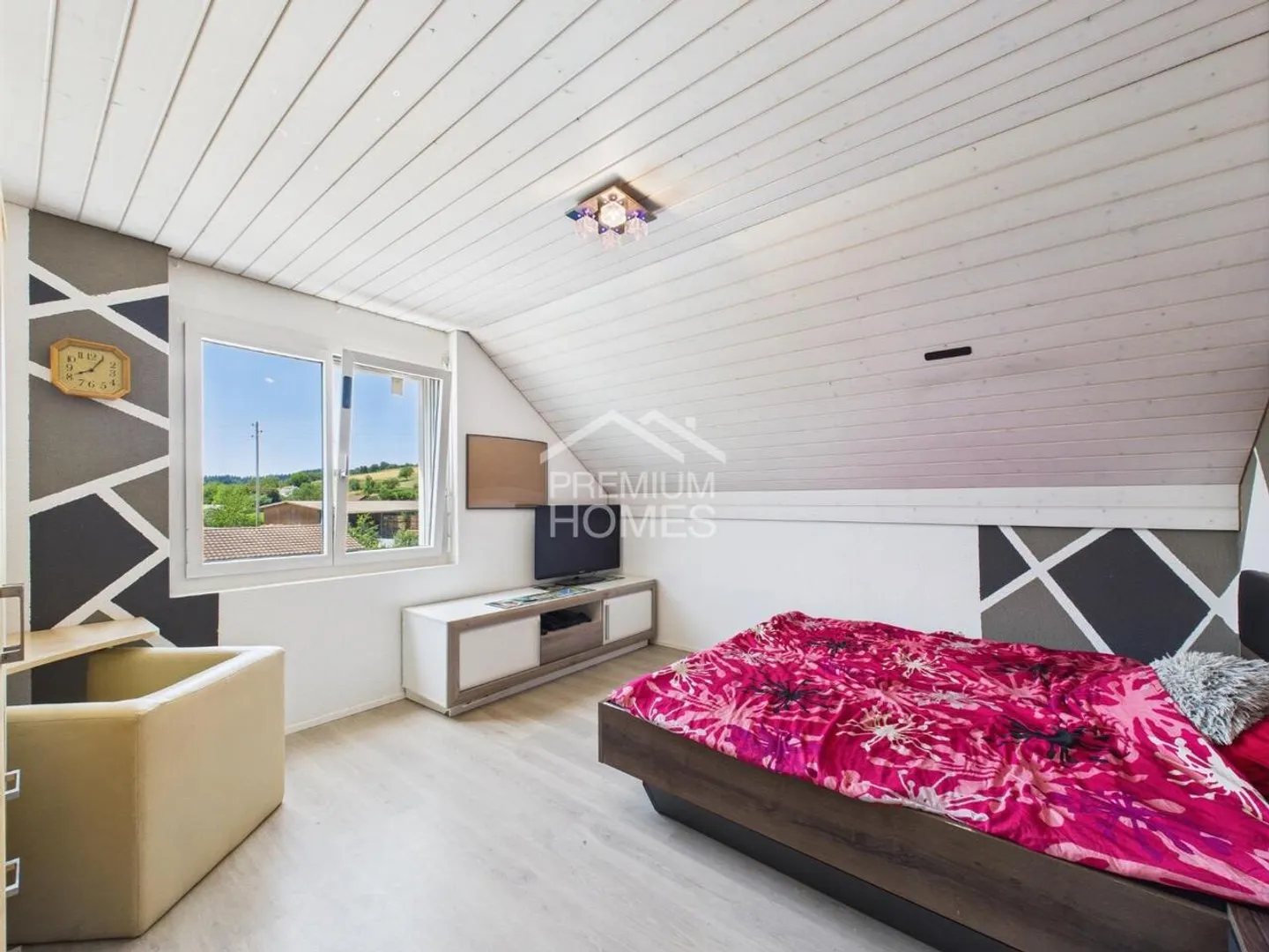 Idylle familiale avec potentiel de développement - Photo 9 sur 10