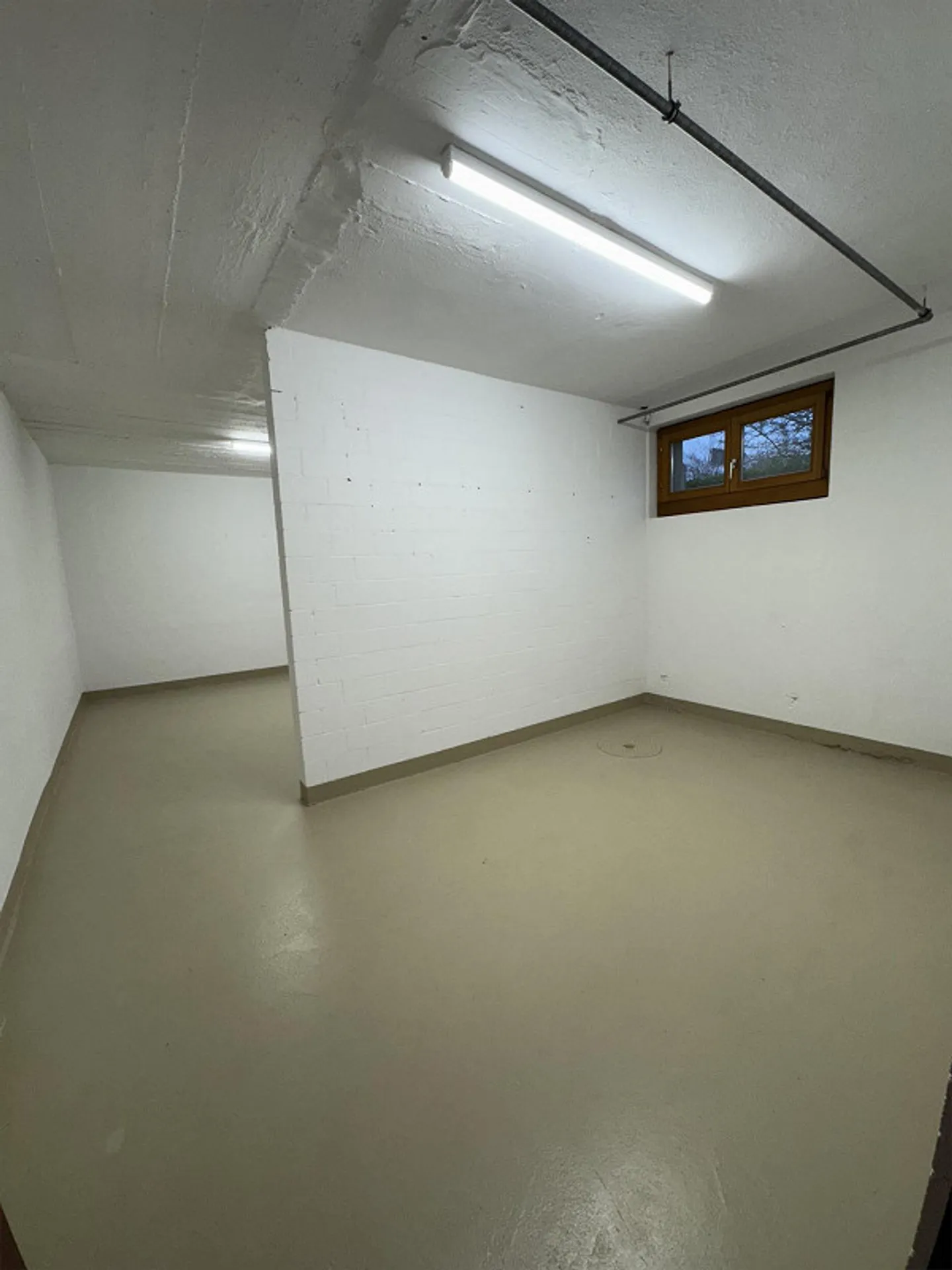 Stanza di stoccaggio - Foto 2 di 3