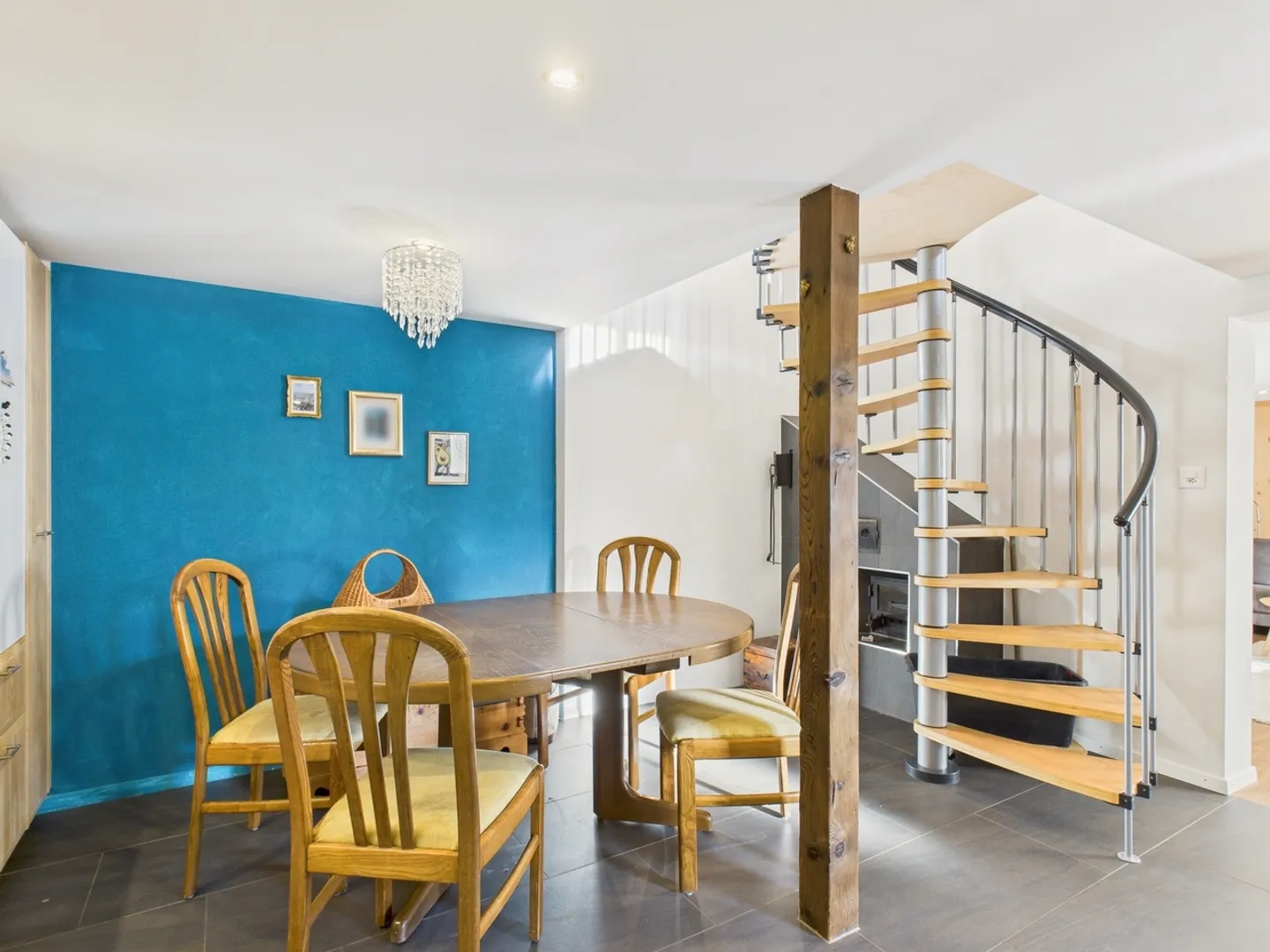 Centrally Located 5.5 Room Single-Family House in Disentis - Primary or Secondary Residence - Photo 5 of 13