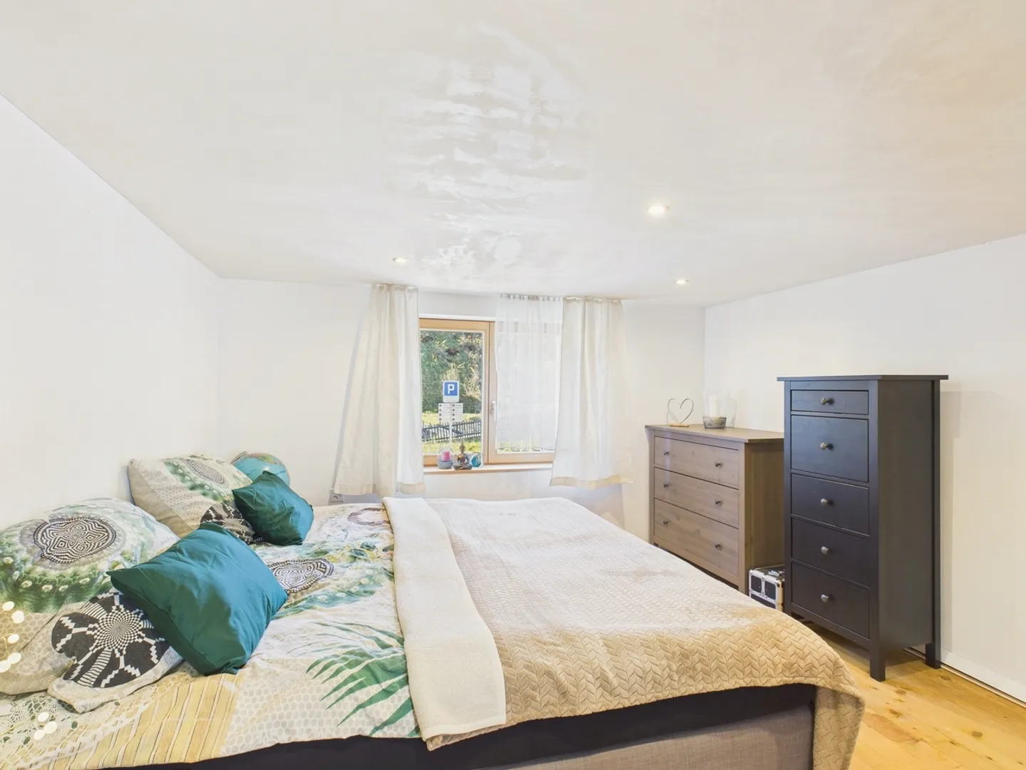 Centrally Located 5.5 Room Single-Family House in Disentis - Primary or Secondary Residence - Photo 6 of 13