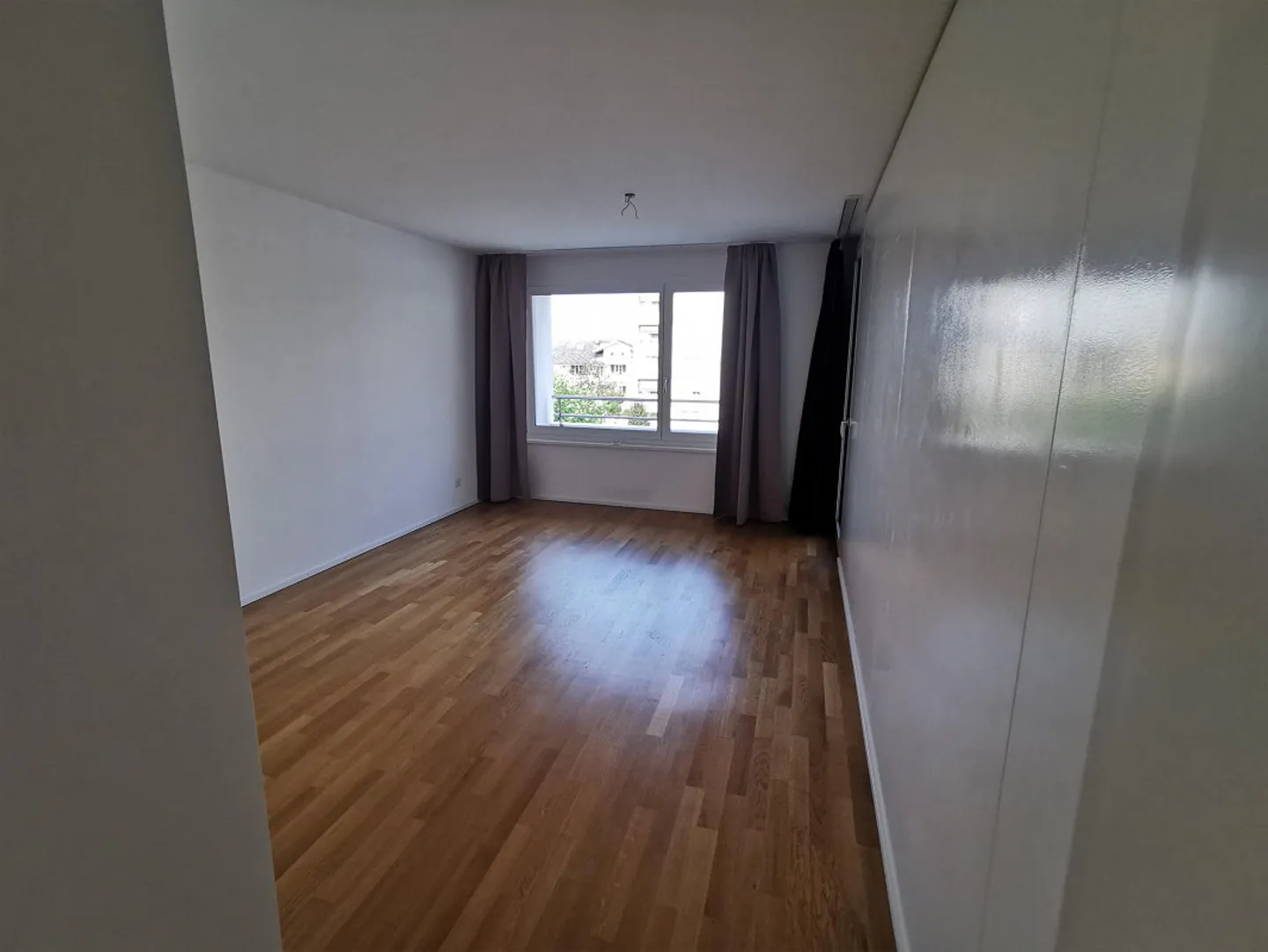 Grosszügige und helle 2.5-Zimmer Wohnung - Photo 6 sur 9