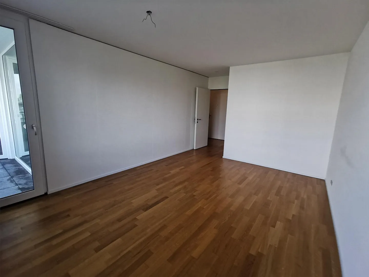 Grosszügige und helle 2.5-Zimmer Wohnung - Photo 7 sur 9