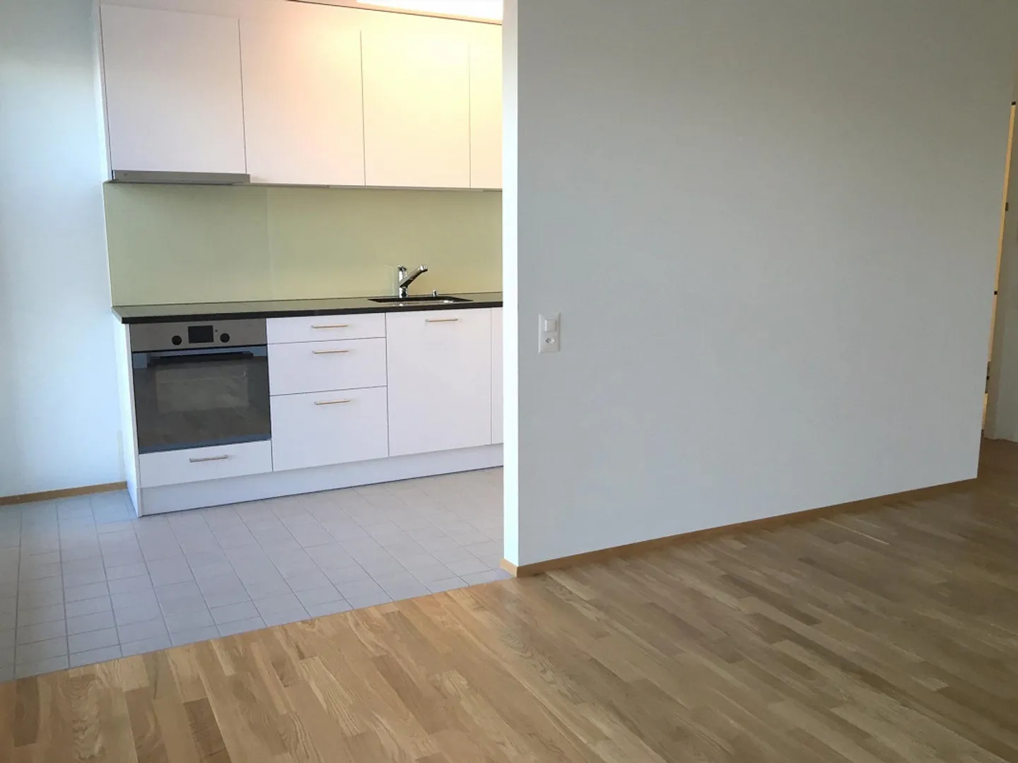 Appartement 2.5 pièces magnifique avec balcon - Photo 5 sur 12