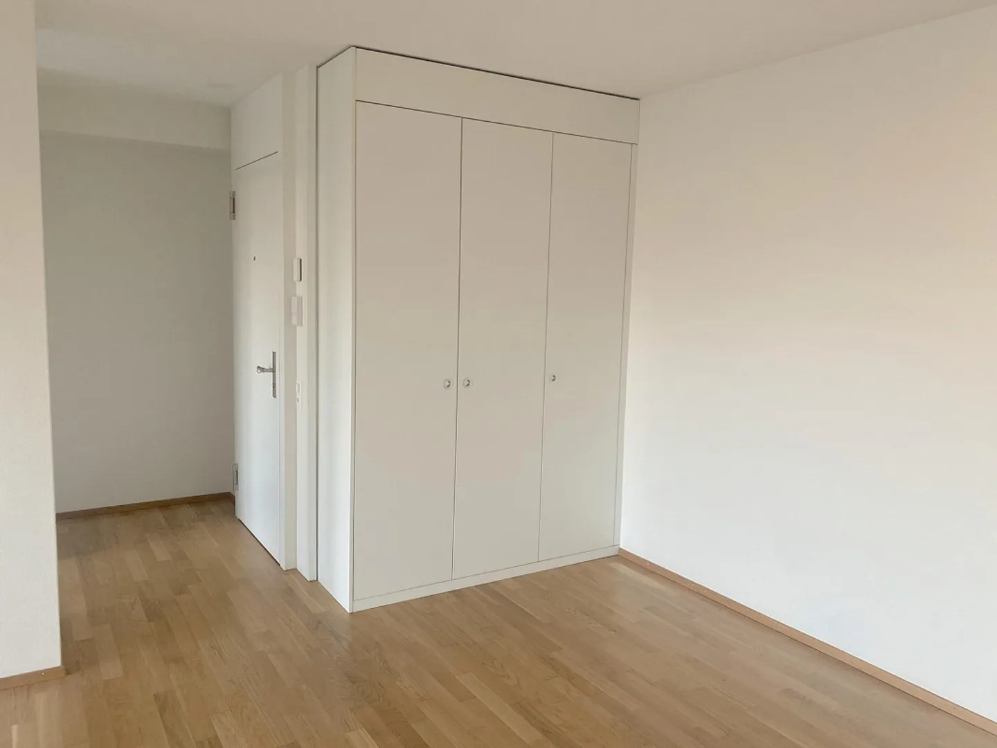 Appartement 2.5 pièces magnifique avec balcon - Photo 2 sur 12