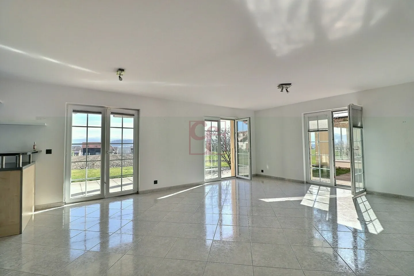 Bussy - Incantevole villa indipendente di 7,5 locali - Foto 4 di 11