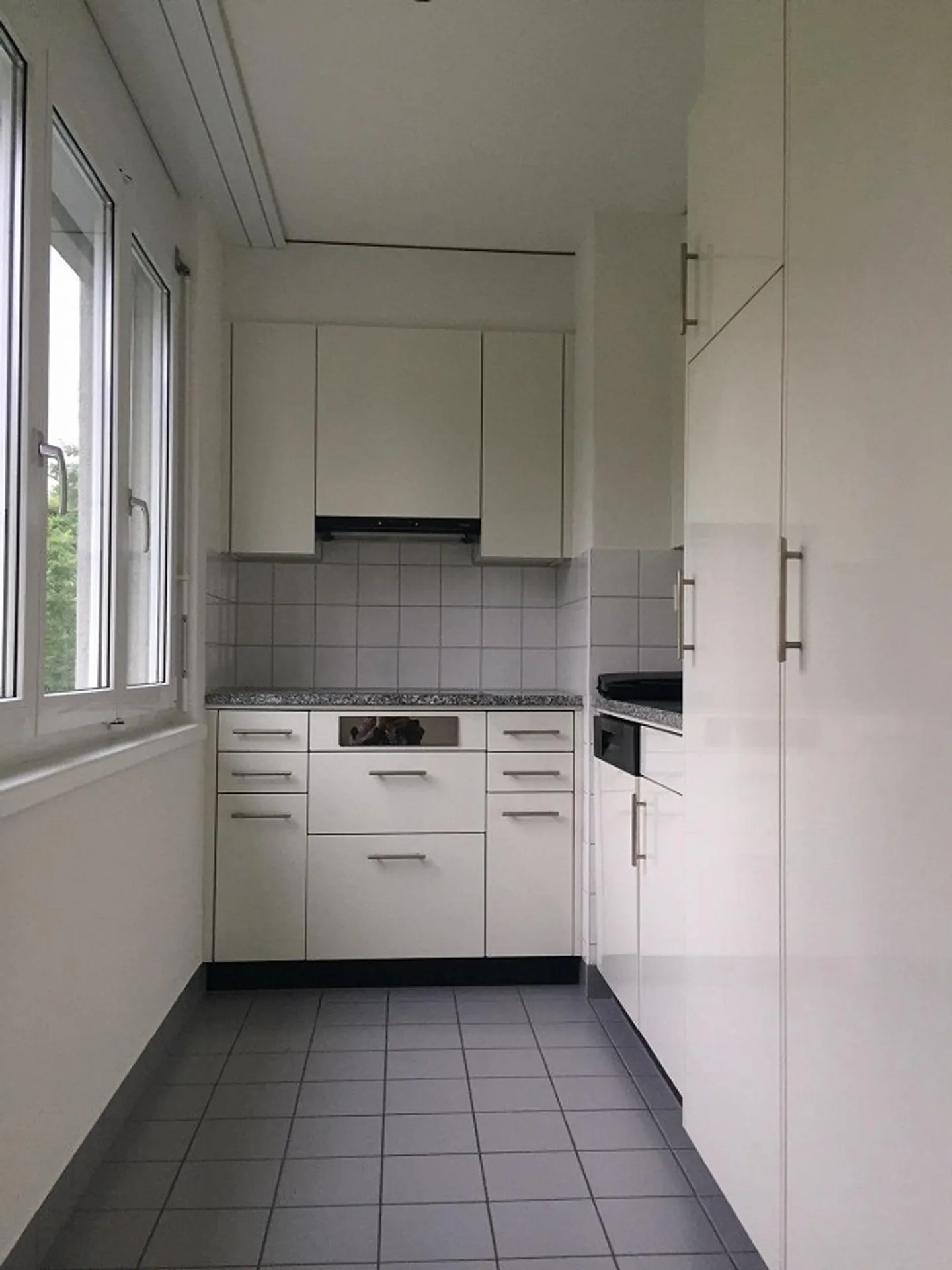 Living near the center - Photo 3 of 8