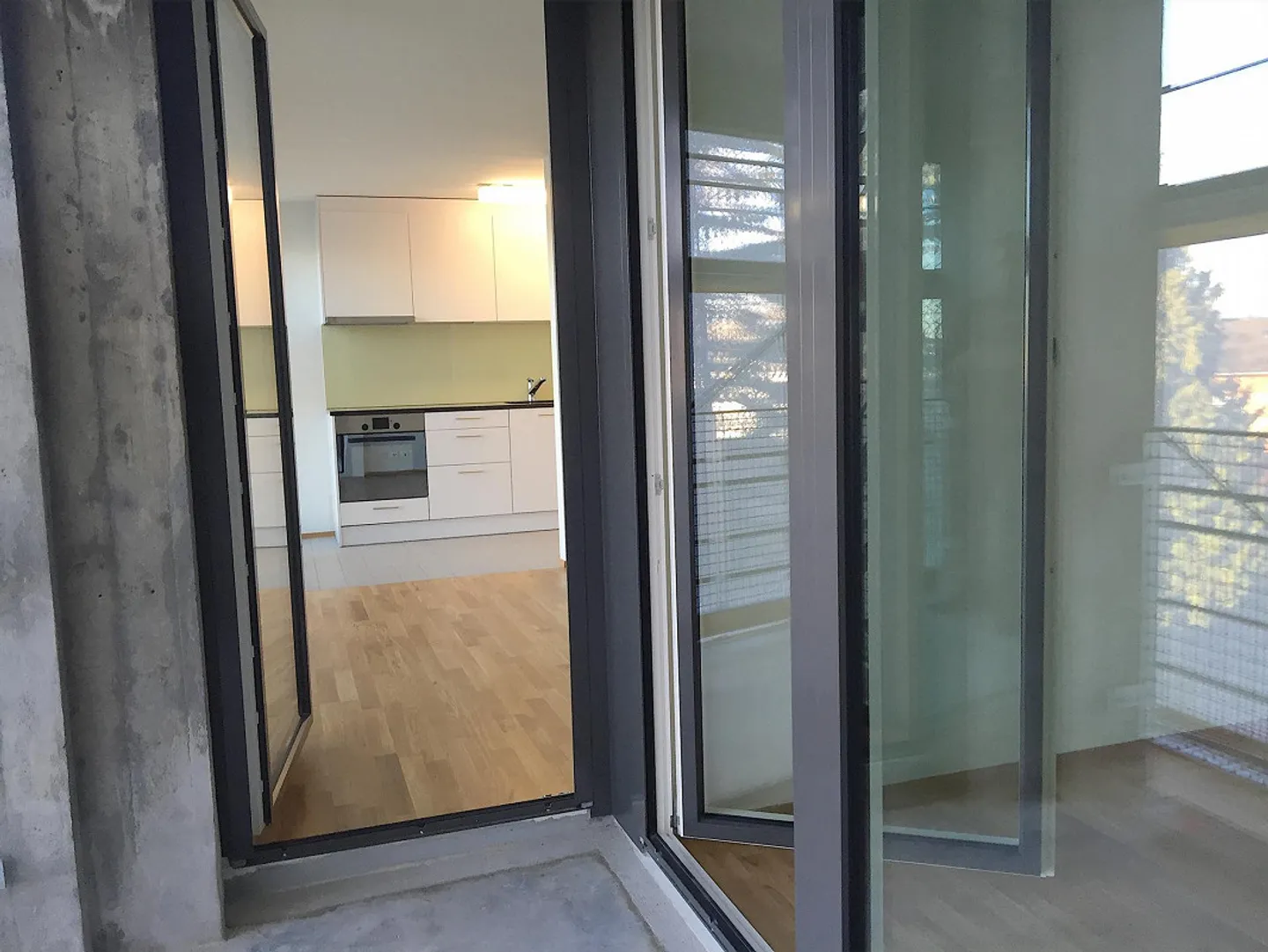 Appartement 2.5 pièces magnifique avec balcon - Photo 11 sur 12