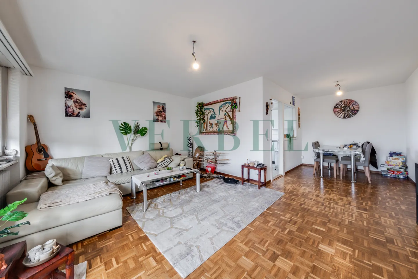 Appartamento affascinante con 3,5 stanze nel centro di Marly - Foto 2 di 9