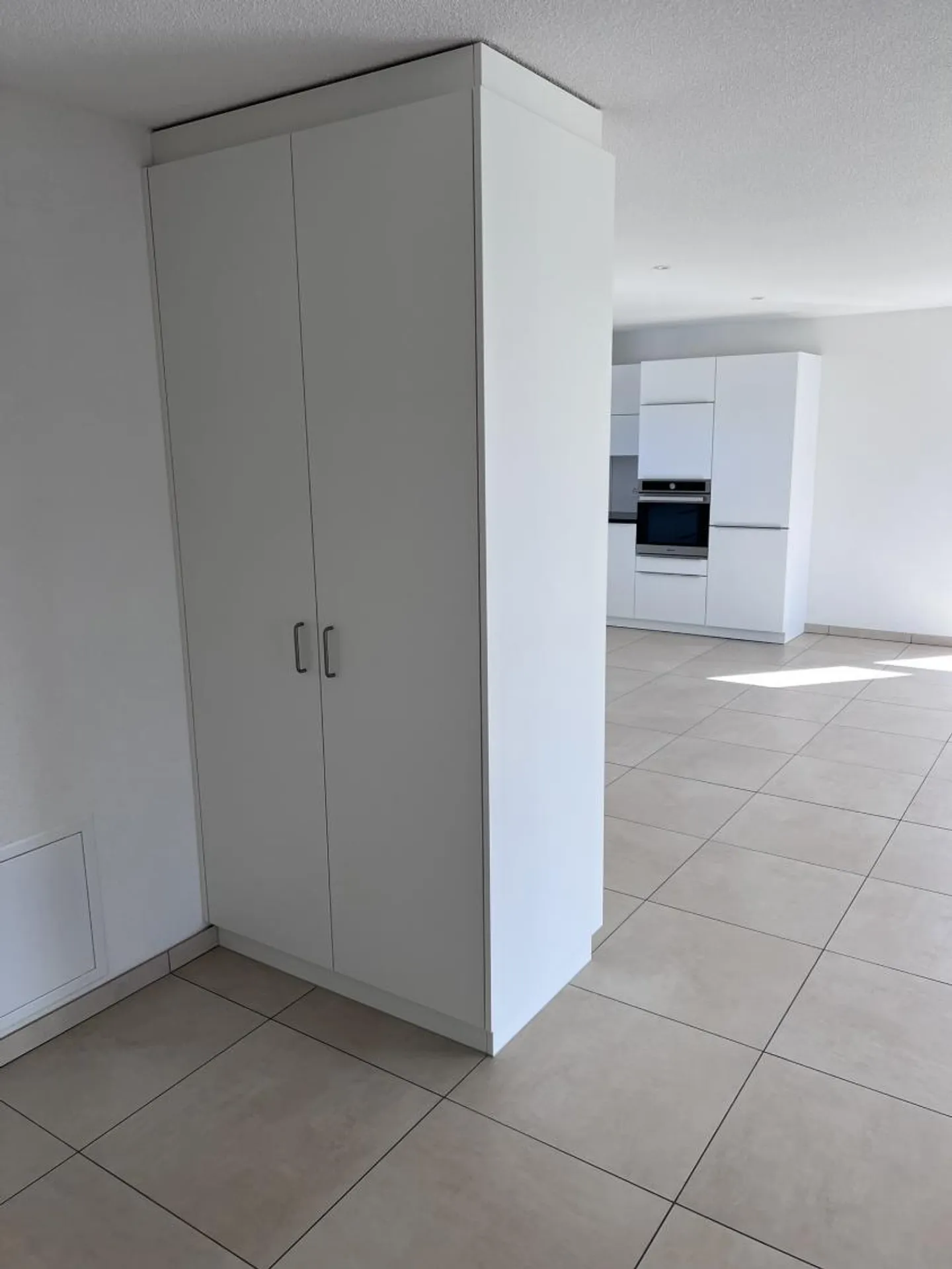 In a recent building - 3.5 room penthouse - Photo 2 of 11