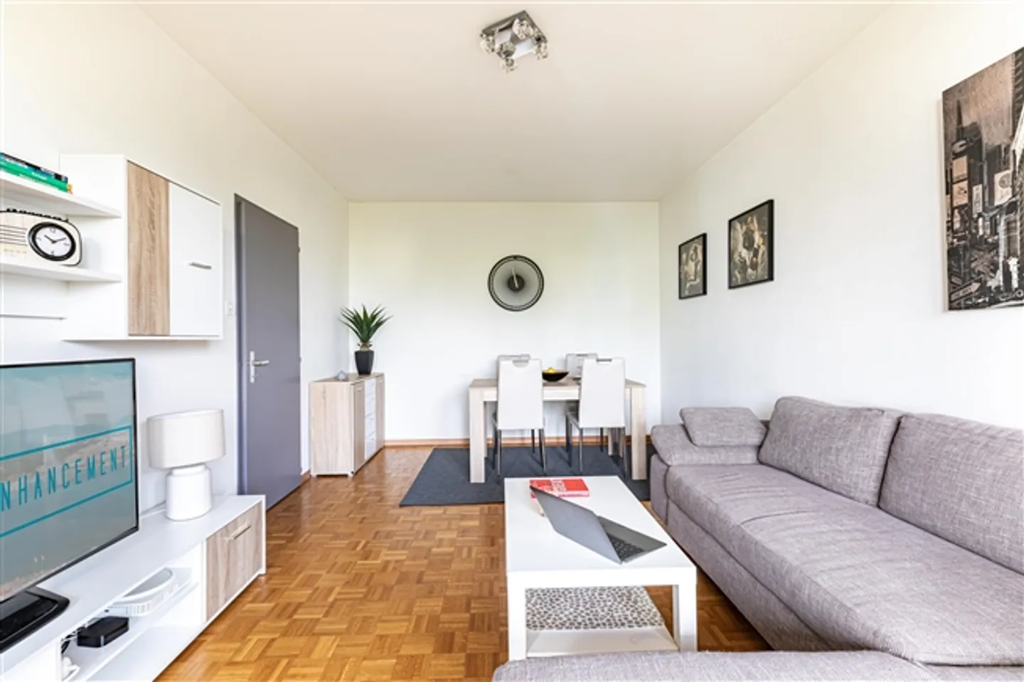 Modernes 1-Zimmer-Apartment mit Balkon und Parkplatz in Thônex, Genf - Foto 4 von 9