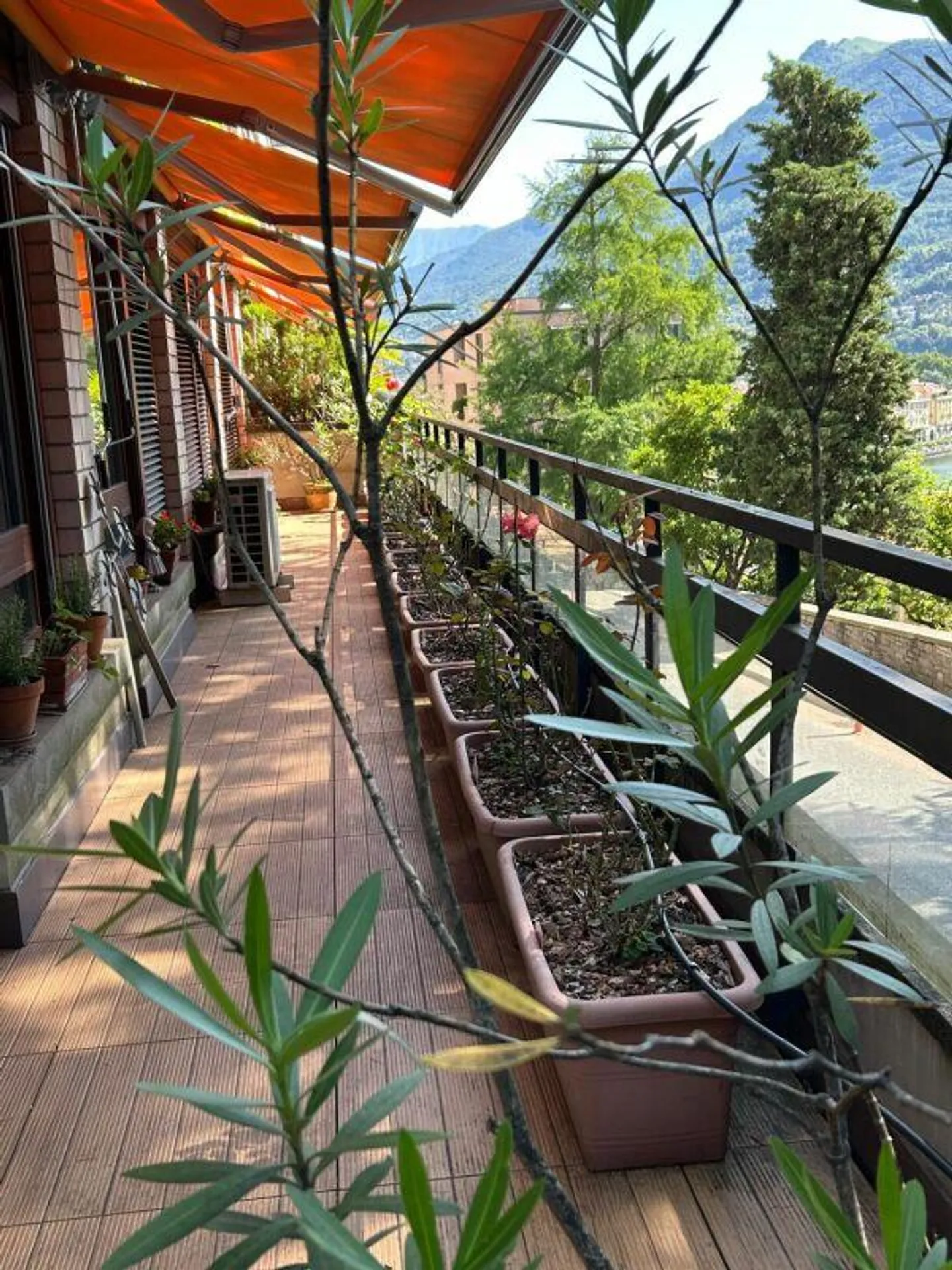 Beautiful 3.5 Room Apartment in the City Center with Lake View - Photo 10 of 14