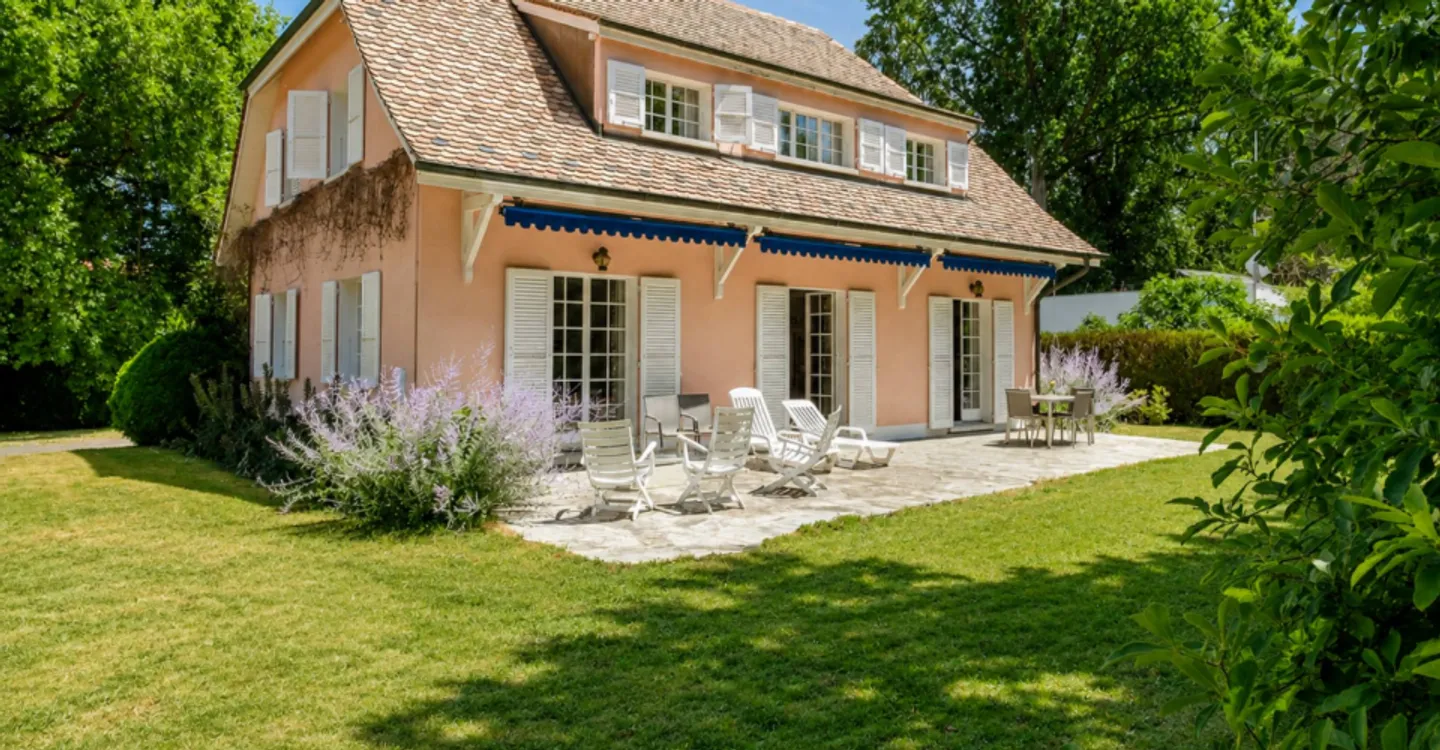 Exklusiv! Einfamilienhaus mit großem Potenzial - Foto 6 von 7