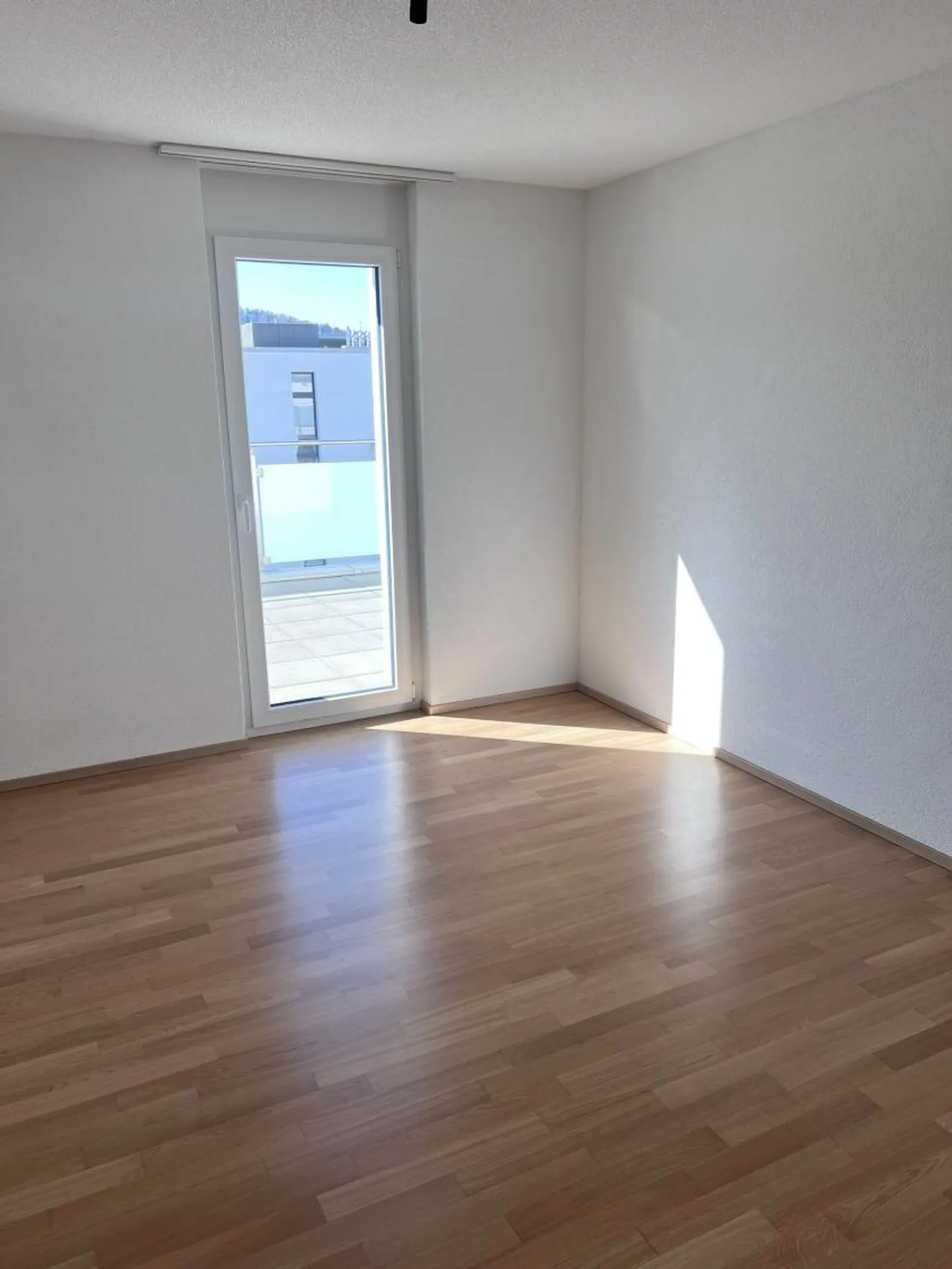 In a recent building - 3.5 room penthouse - Photo 7 of 11