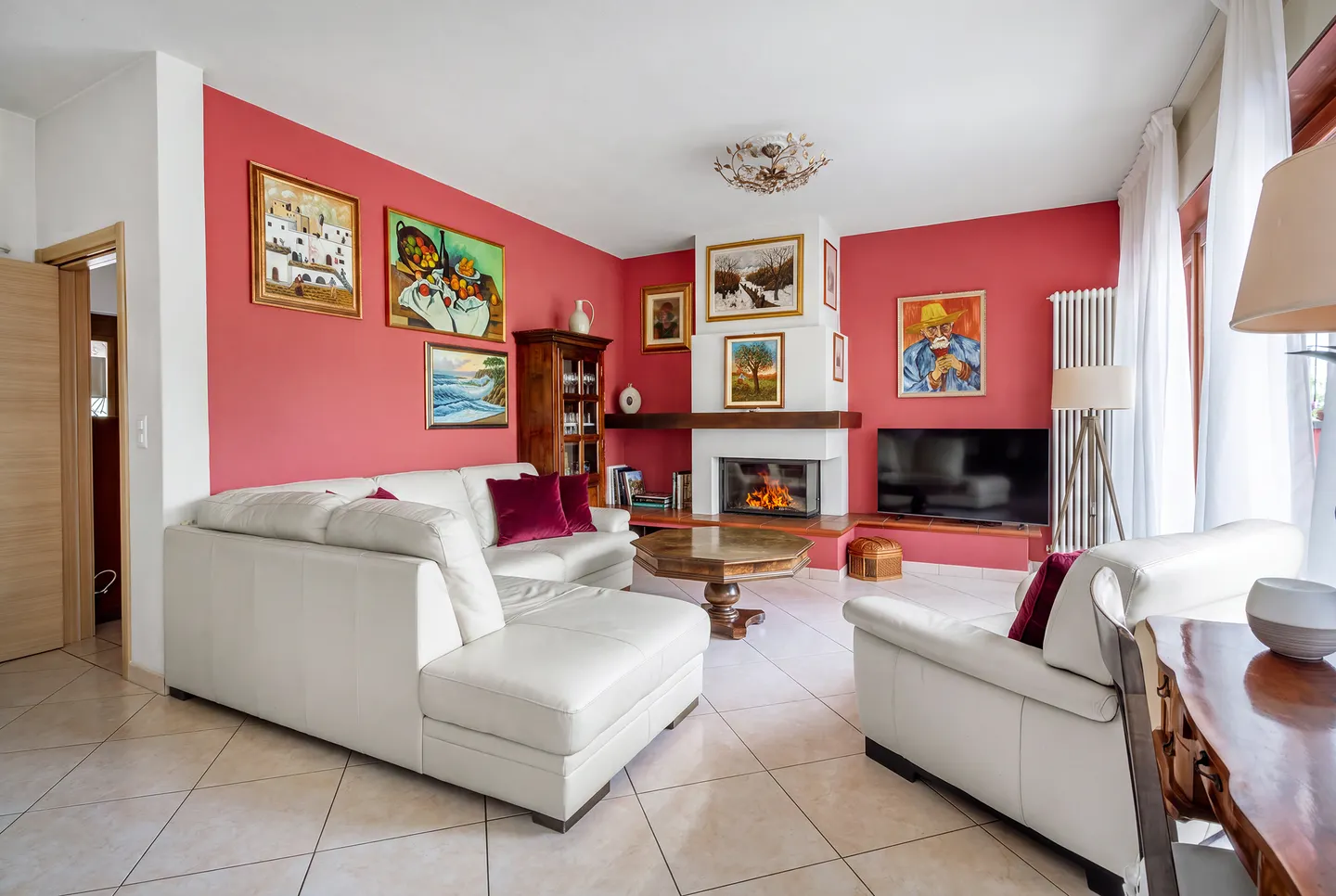 Maison semi-détachée spacieuse : idéale pour deux familles ou pour ceux qui recherchent le total... - Photo 2 sur 11