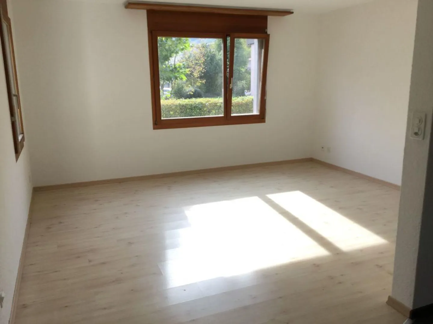 Appartement 1.5 pièces dans un emplacement calme et ensoleillé - Photo 3 sur 9