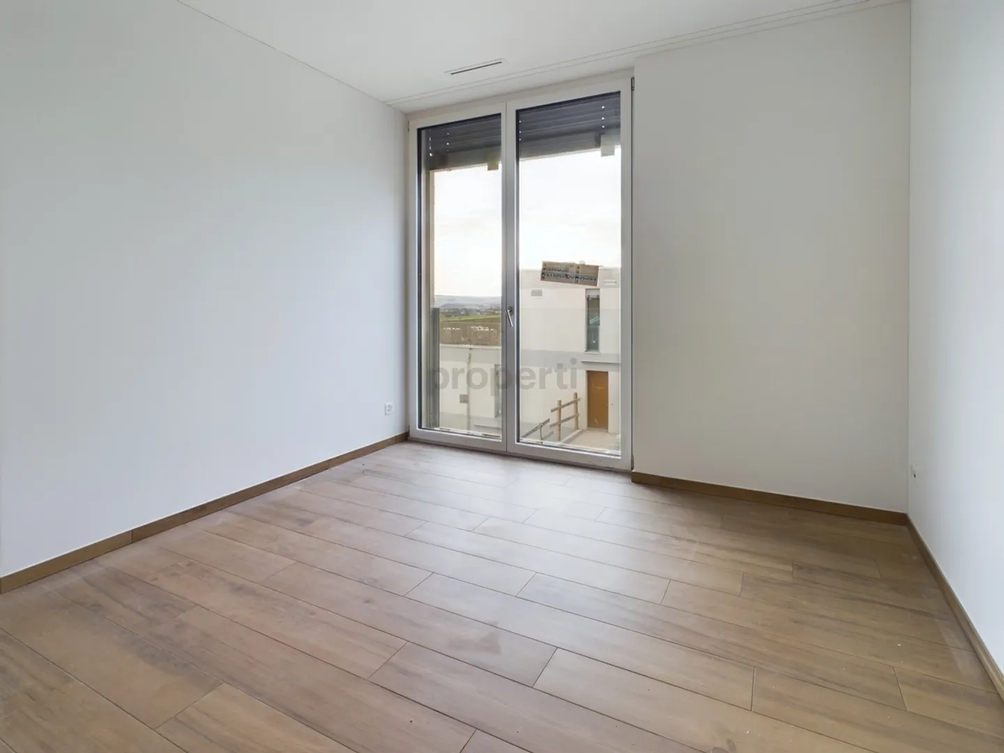 Perfezione del Penthouse: Esclusivo appartamento attico di 4,5 stanze con vista mozzafiato a Herdern! - Foto 6 di 10