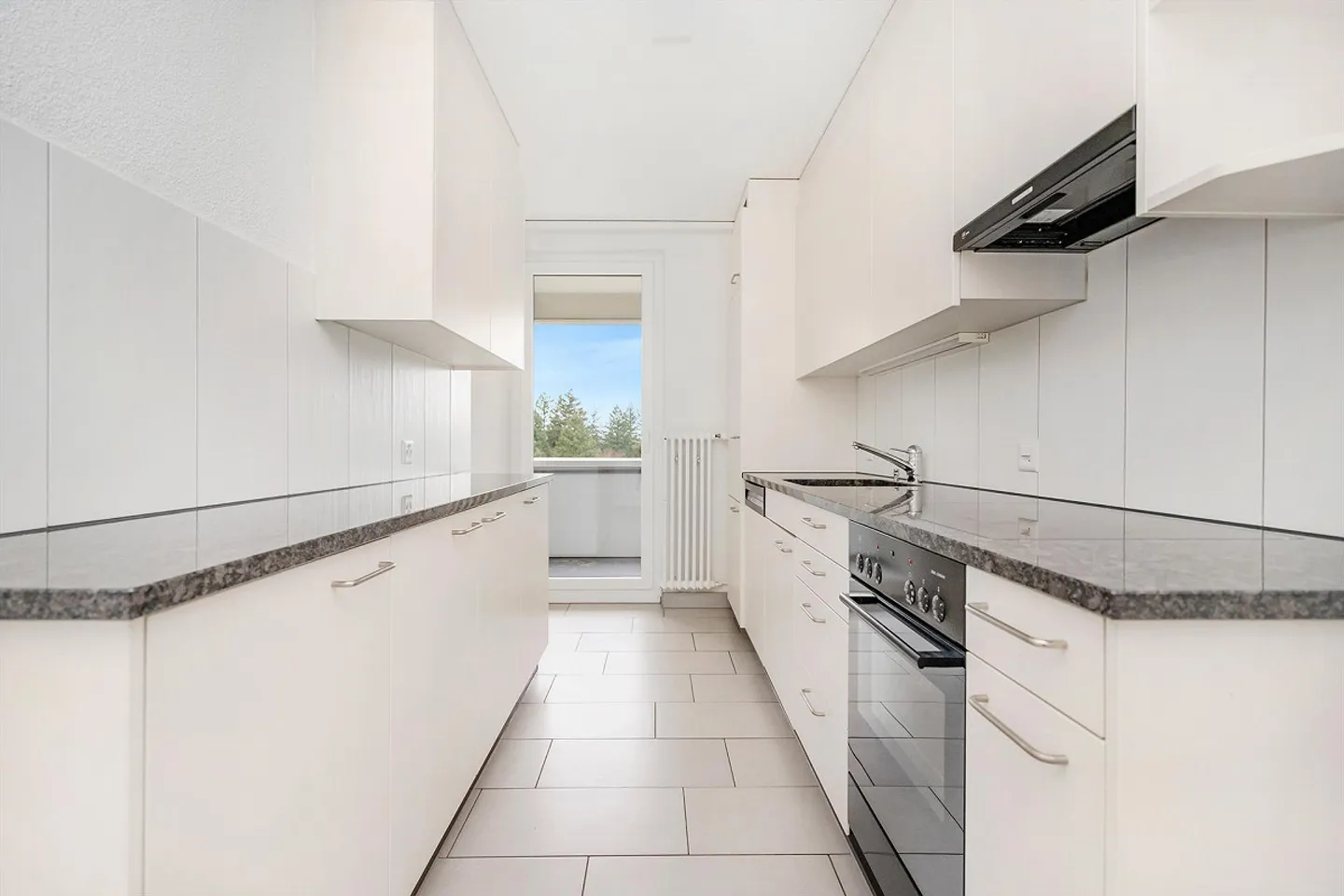 Charming Apartment with Stunning Views - Photo 2 of 6