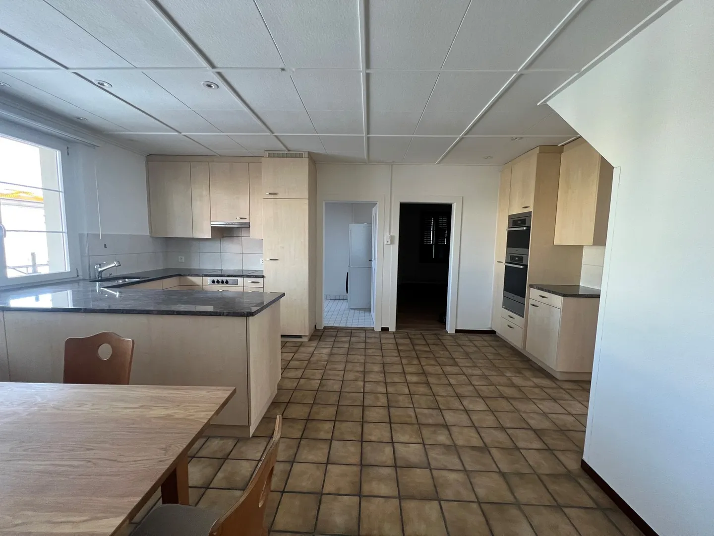 La tua casa da sogno nel centro di Wünnewil - Foto 4 di 9