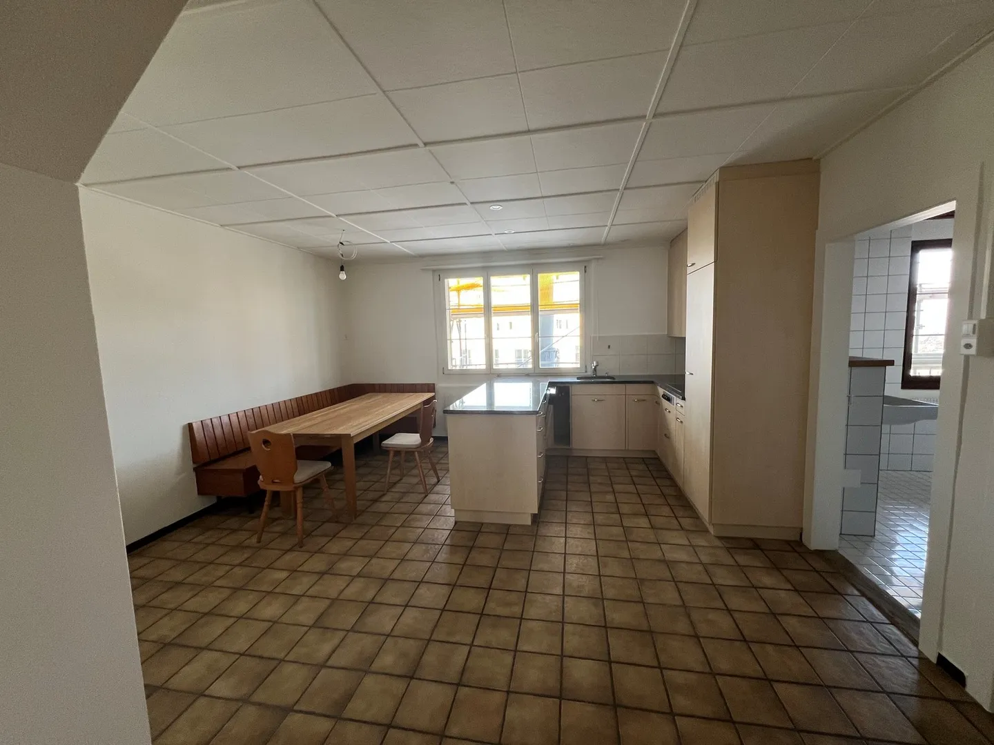 La tua casa da sogno nel centro di Wünnewil - Foto 3 di 9