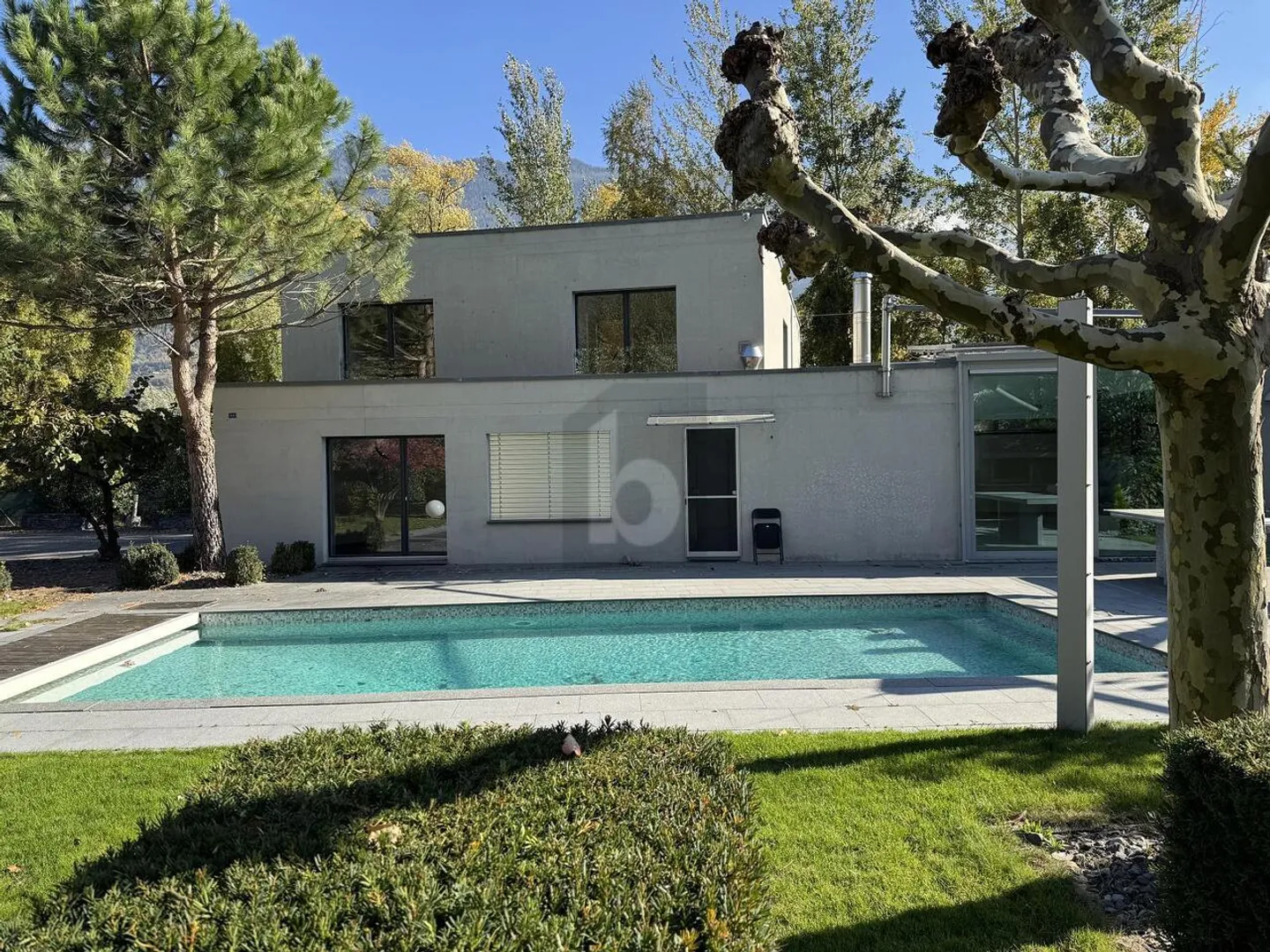 Villa for sale - Photo 1 of 6