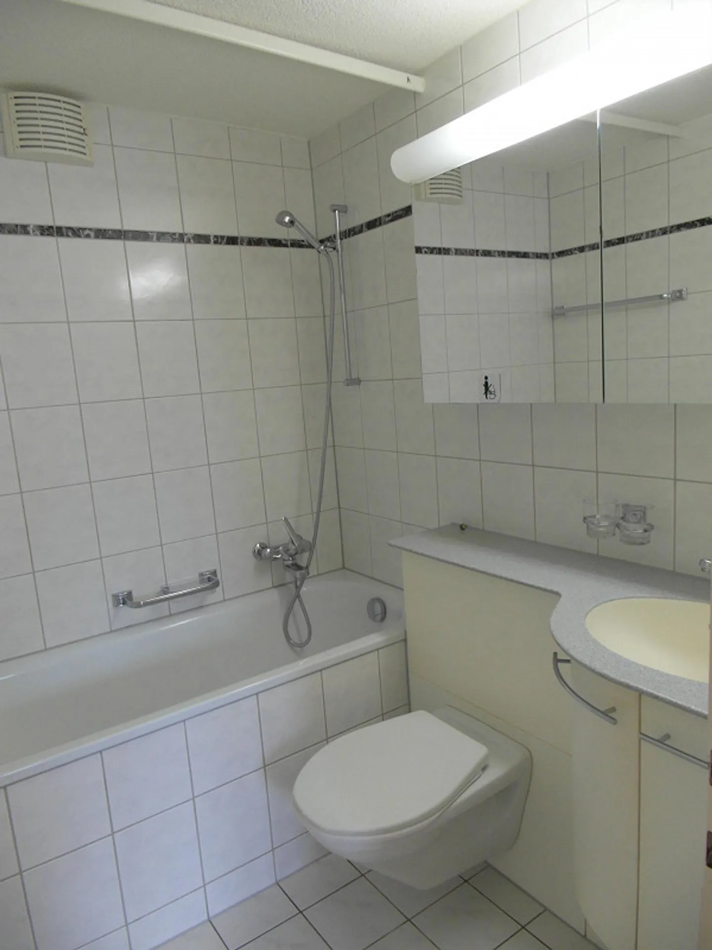 Vivere in una zona residenziale privilegiata - Foto 3 di 4