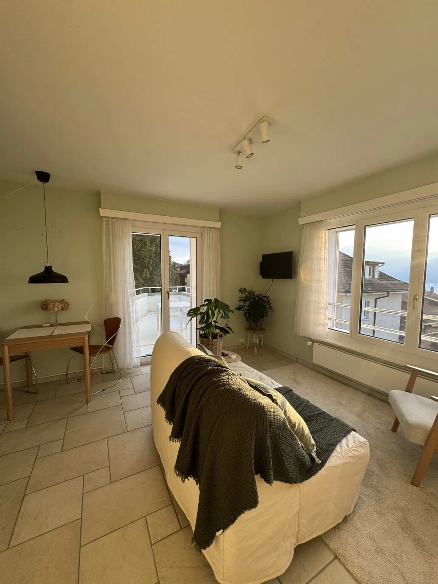 Wohnung mieten - Foto 2 von 8