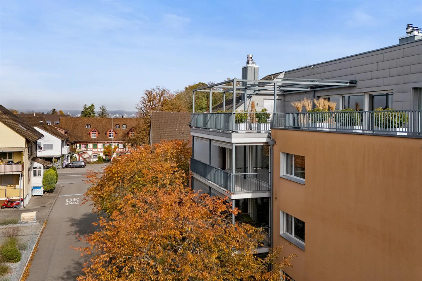 Appartement élégant de 4,5 à 5,5 pièces à louer à Tägerwilen - Photo 2 sur 14