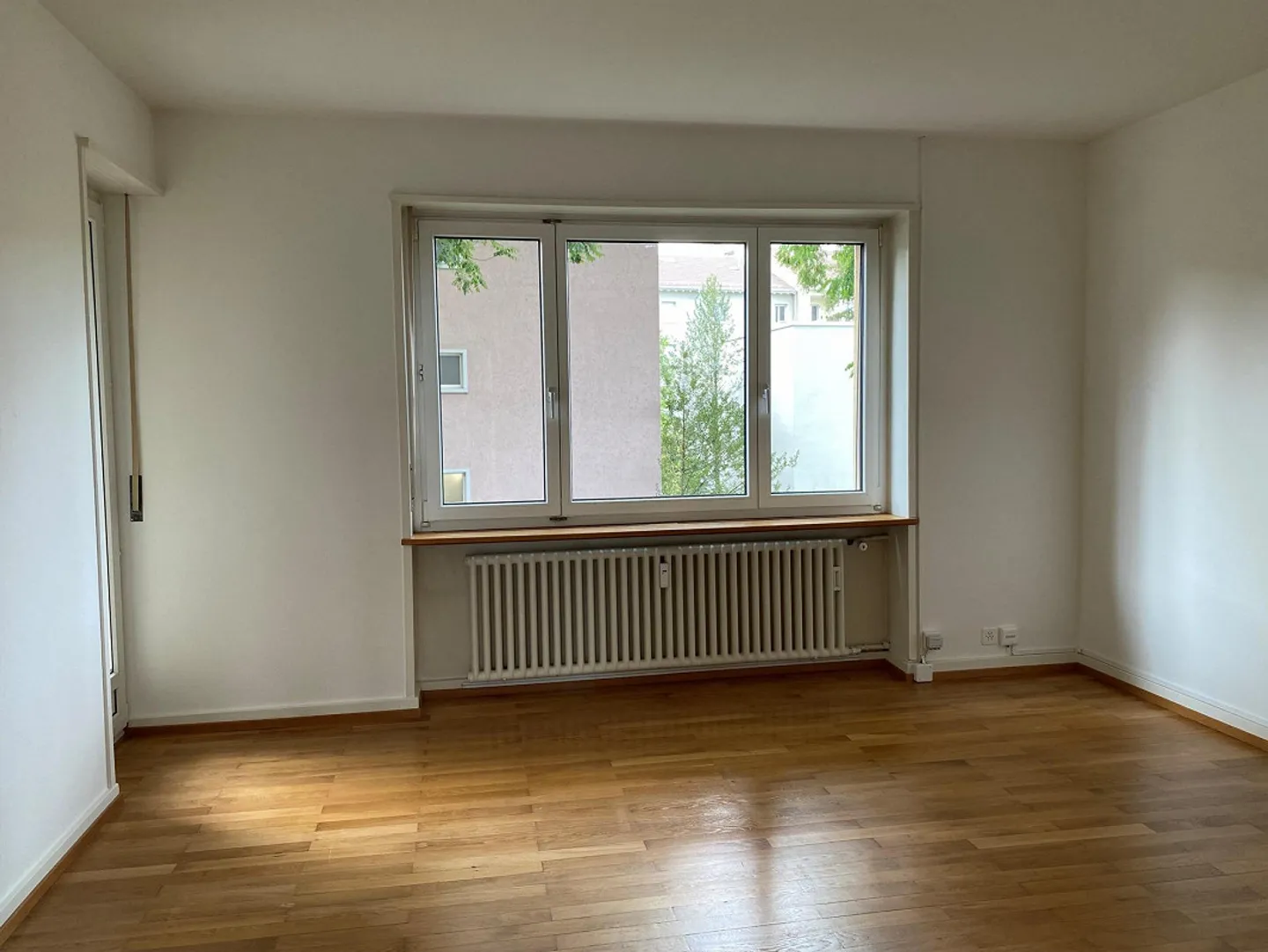 Living on the banks of the Birs between St. Jakob and Basel Breite - Photo 4 of 7