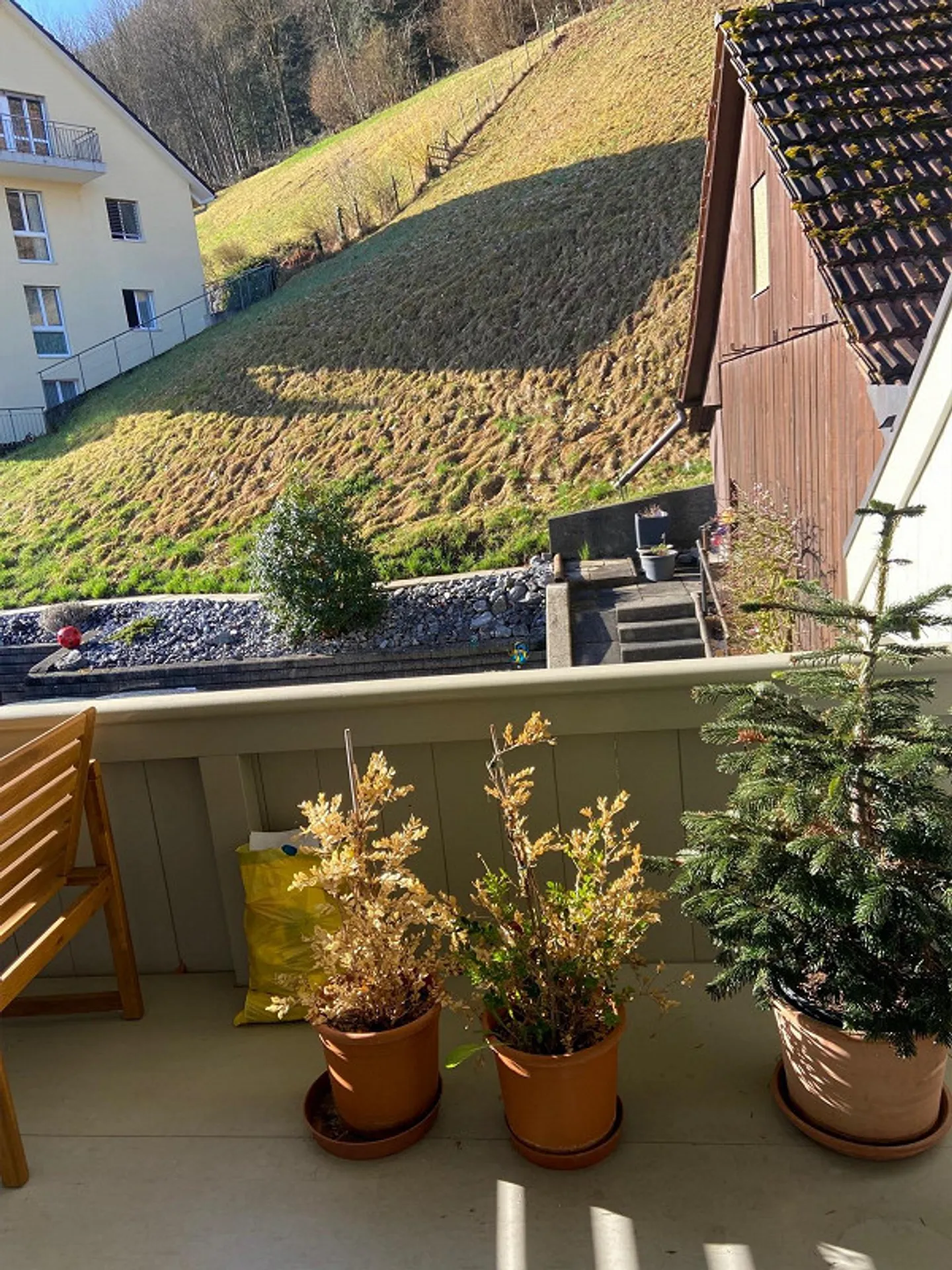 Charming Apartment in Family House - Photo 2 of 10