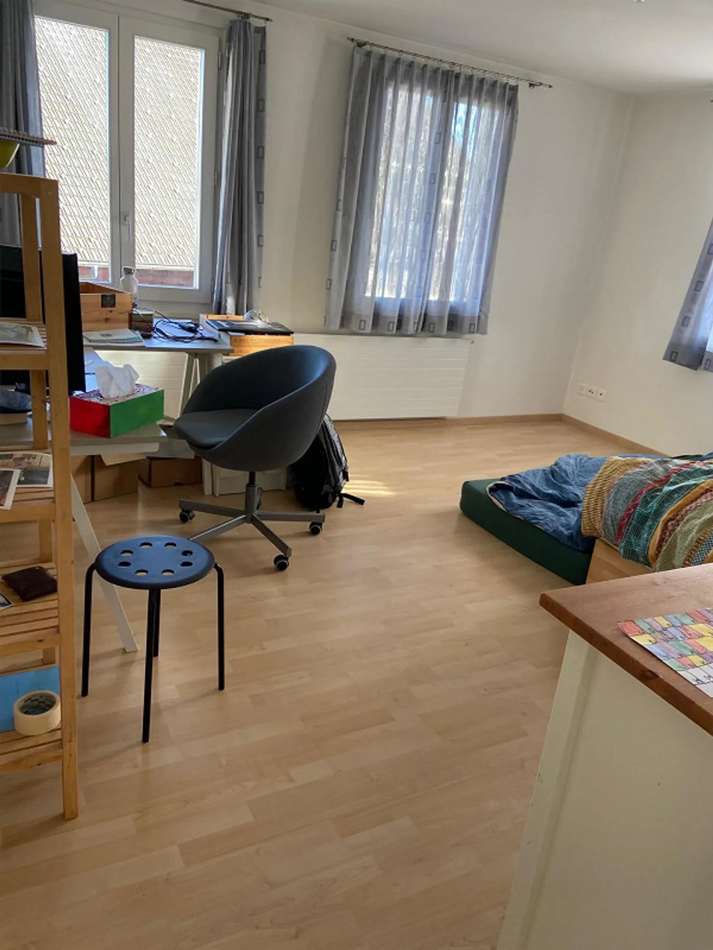 Charming Apartment in Family House - Photo 8 of 10