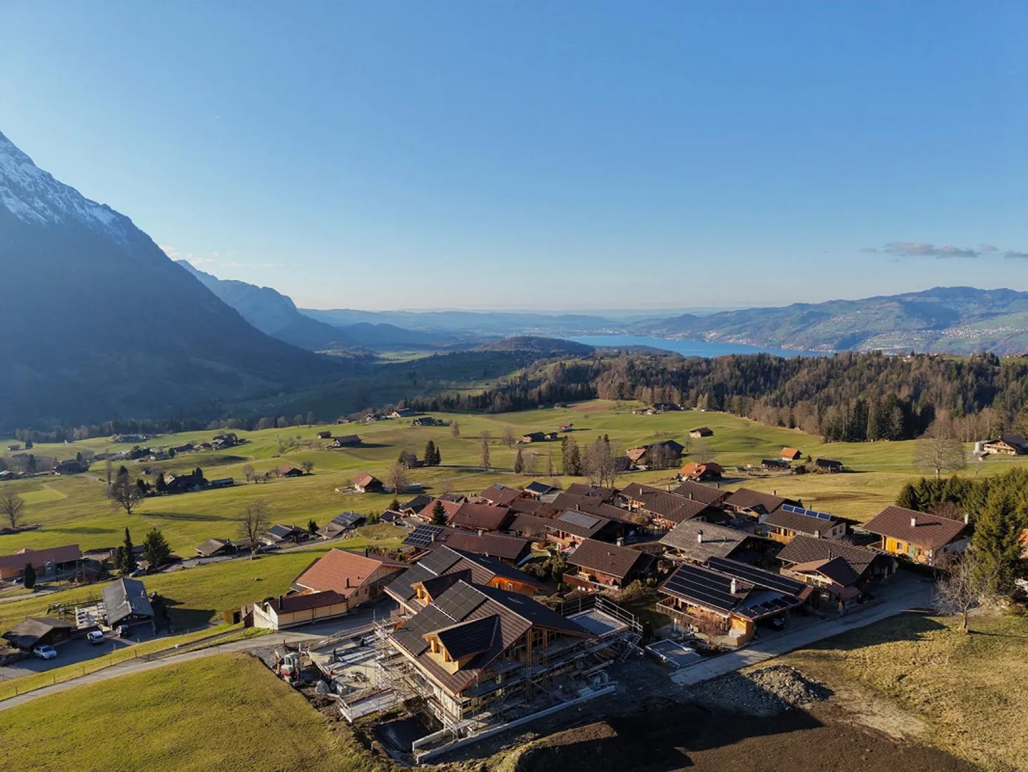 Appartements neufs modernes de 3.5 et 4.5 pièces (appartements de première occupation et de vacances) - Photo 7 sur 26