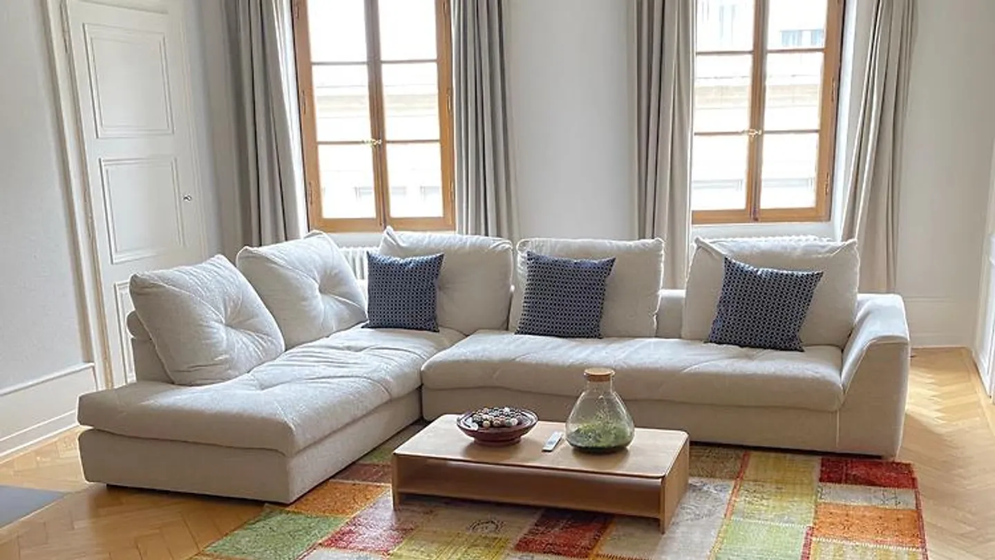 4½ ZIMMER WOHNUNG IN GENF - ZENTRUM, MÖBLIERT, BEFRISTET - Foto 1 von 9